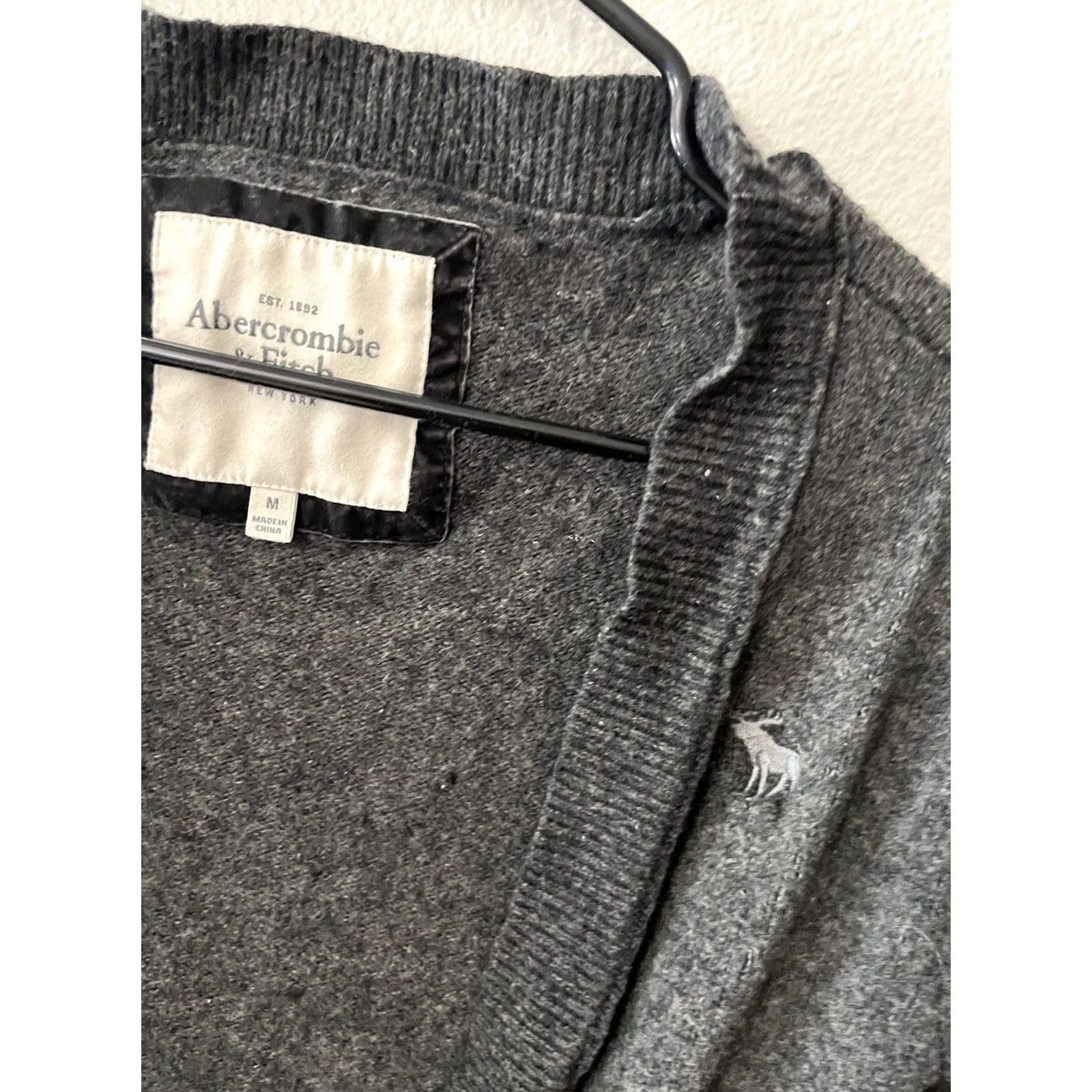 Abercrombie & Fitch Abercrombie & Fitch Cardigan Sweater Gray Wool Blend Medium Women Size M / US 6-8 / IT 42-44 - 3 Thumbnail
