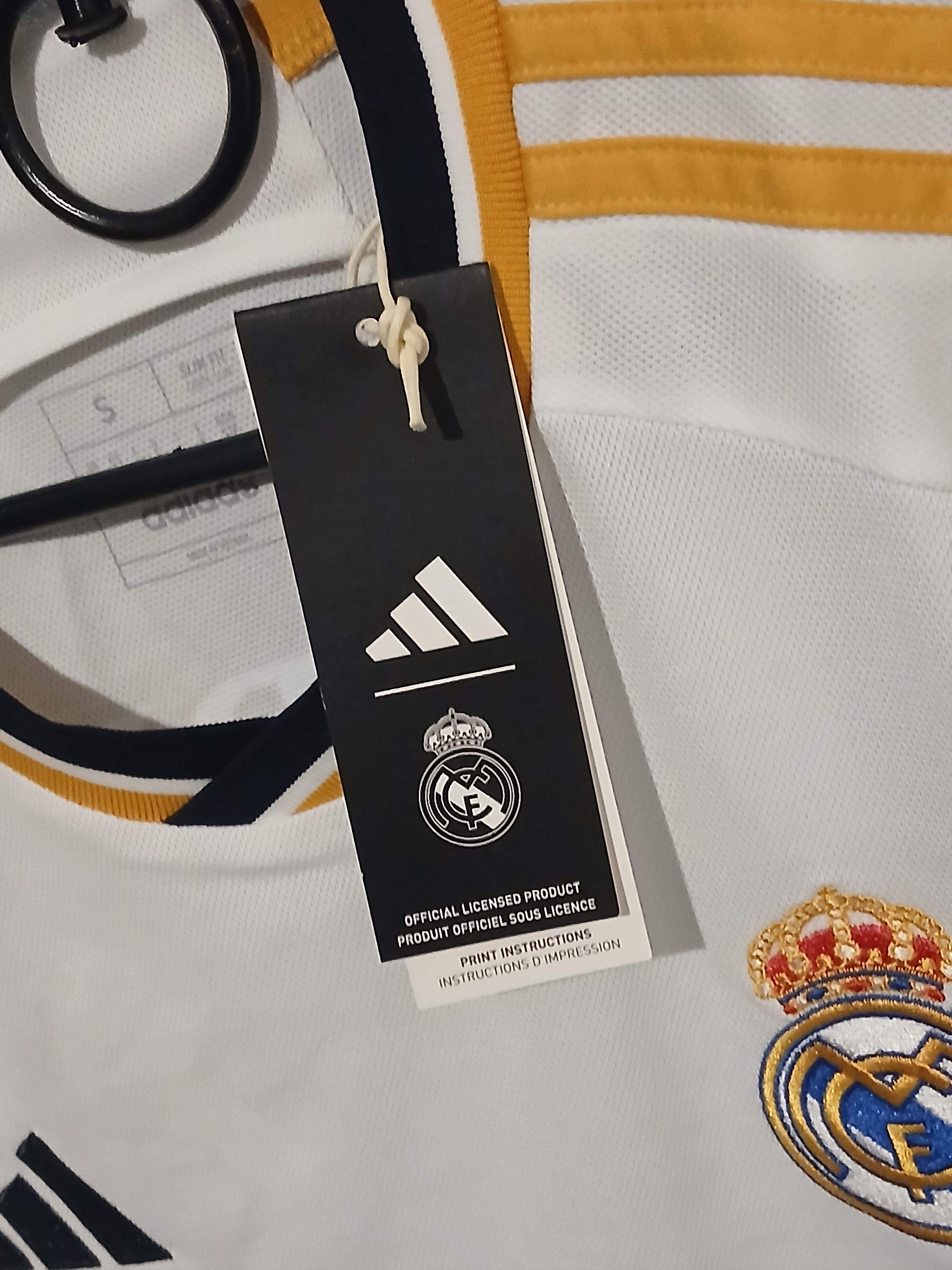 Adidas New Real Madrid 2023/2024 Football Jersey T-Shirt Size US S / EU 44-46 / 1 - 13 Thumbnail