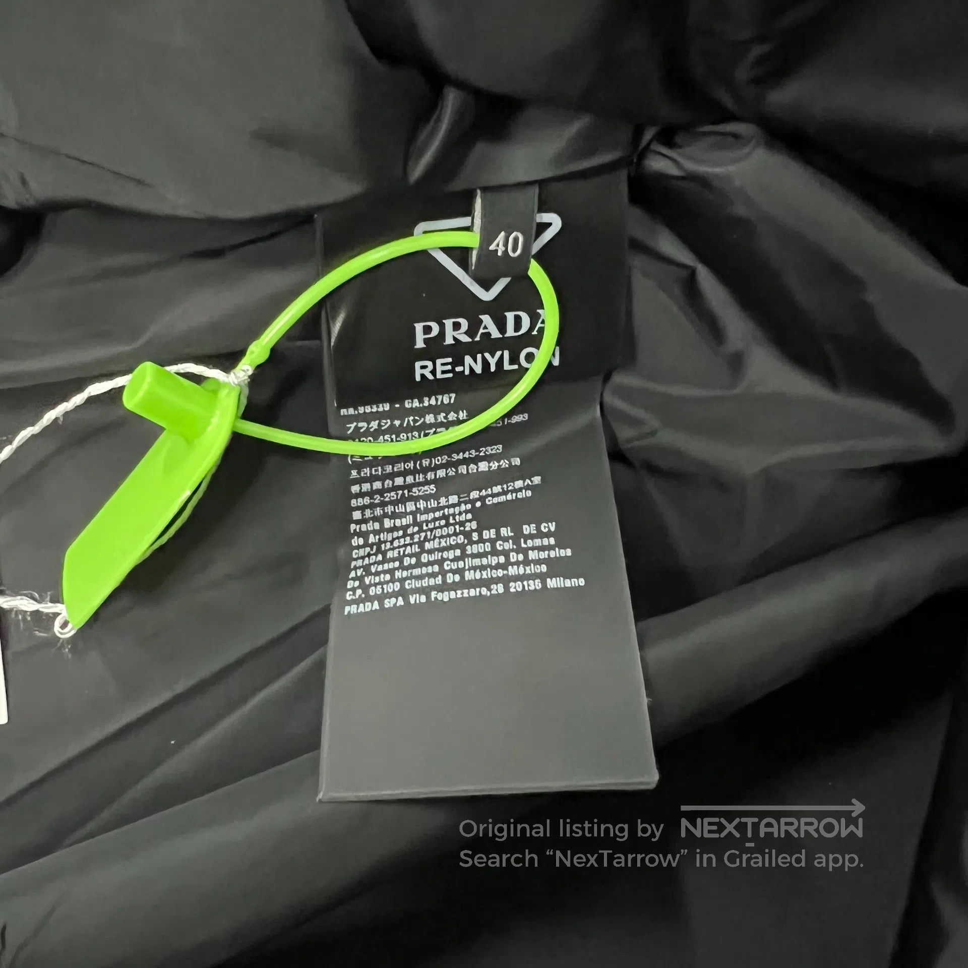 Prada Prada size 40 Delta-shaped logo; regenerated nylon back str Size L / US 10 / IT 46 - 6 Thumbnail