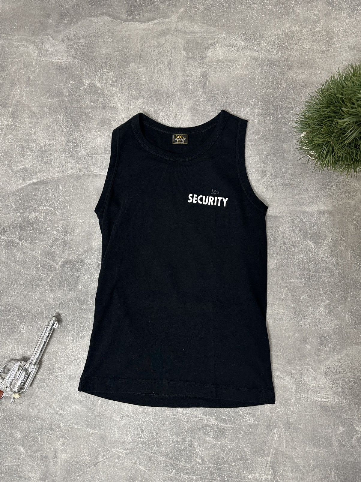 Vintage Vintage faded black 90s security Tank Top Size US XL / EU 56 / 4 - 5 Thumbnail