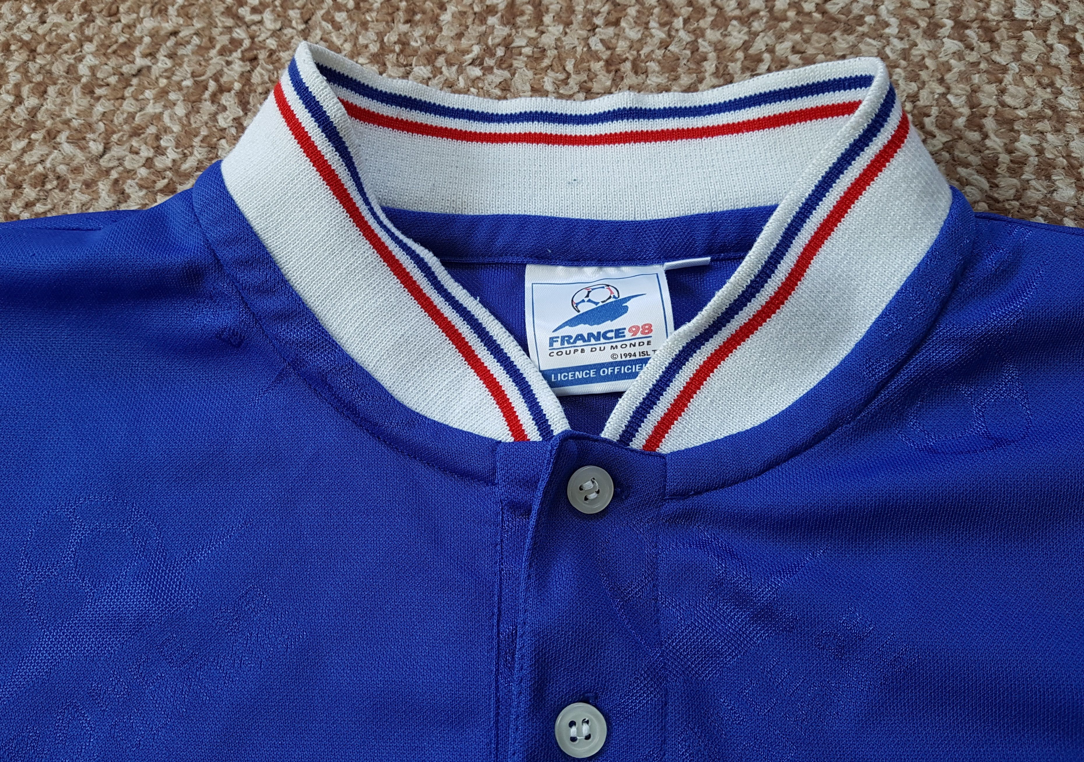Vintage FRANCE 98 COUPE DU MONDE/WORLD CUP soccer football jersey Size US M / EU 48-50 / 2 - 5 Thumbnail
