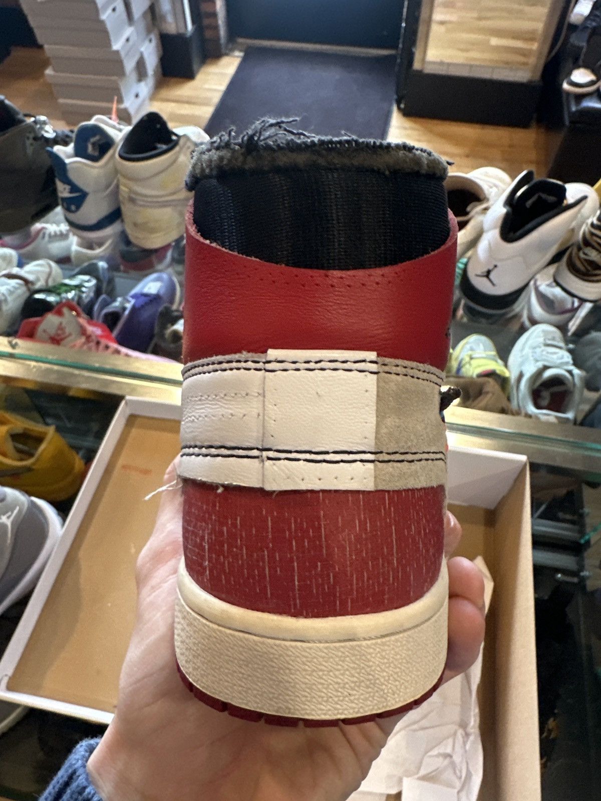 Jordan Brand × Off-White Jordan 1 High Retro Off-White Chicago PO RB Size 9 Size US 9 / EU 42 - 8 Thumbnail