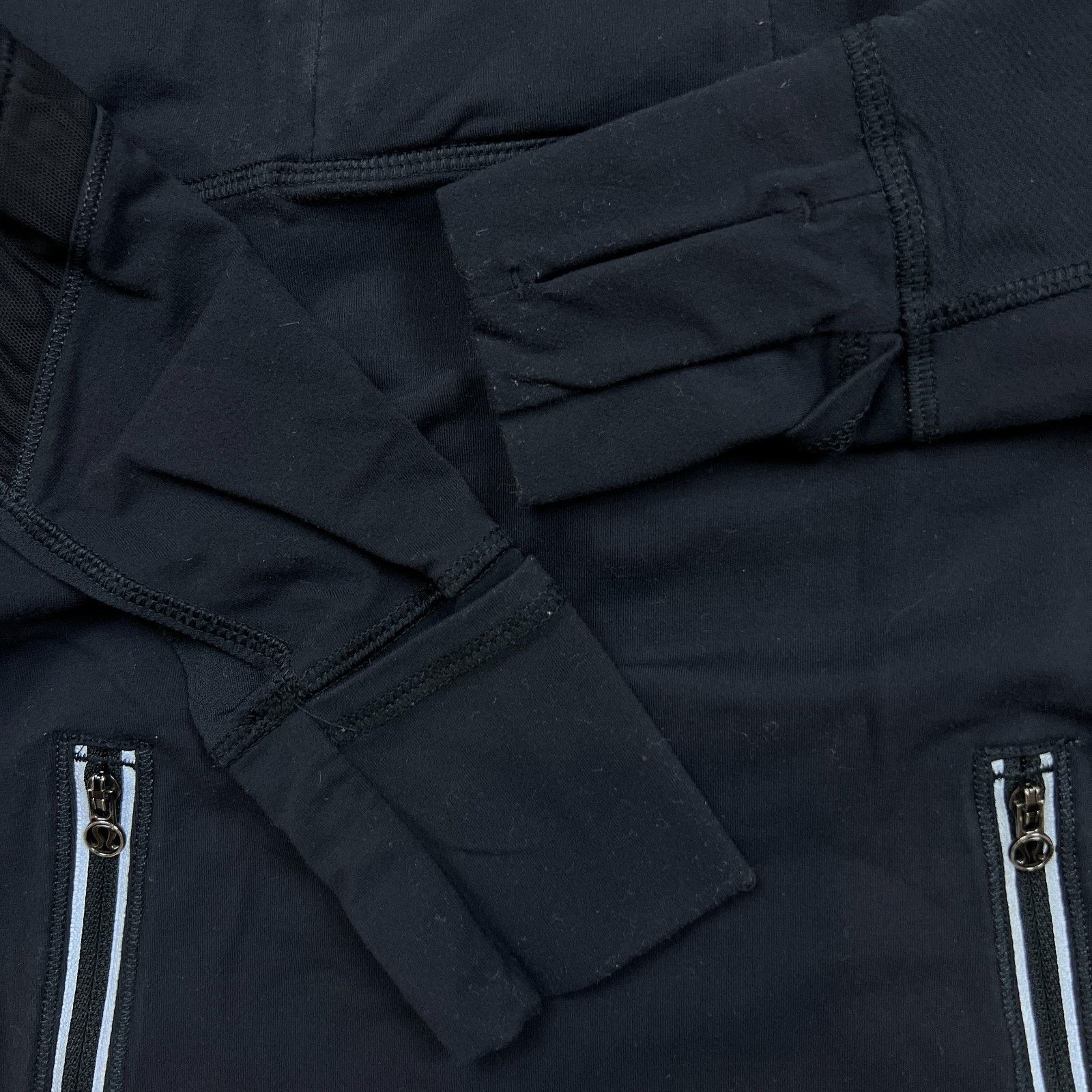 Lululemon Lululemon Run Reflect Pullover 1/2 Zip Track Suit Top Jacket Size M / US 6-8 / IT 42-44 - 4 Thumbnail
