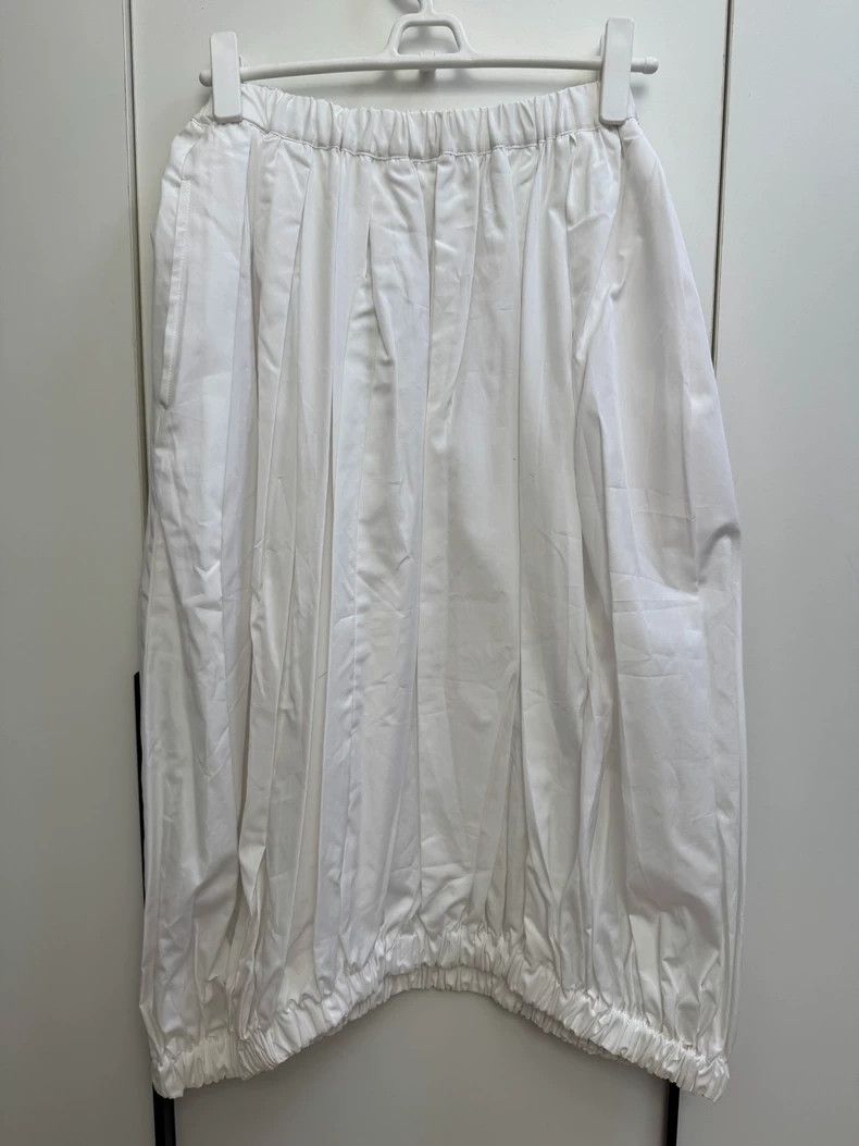Comme des Garcons Comme Des Garcons size XS White skirt Size 25" / US 0 / IT 36 - 1 Thumbnail