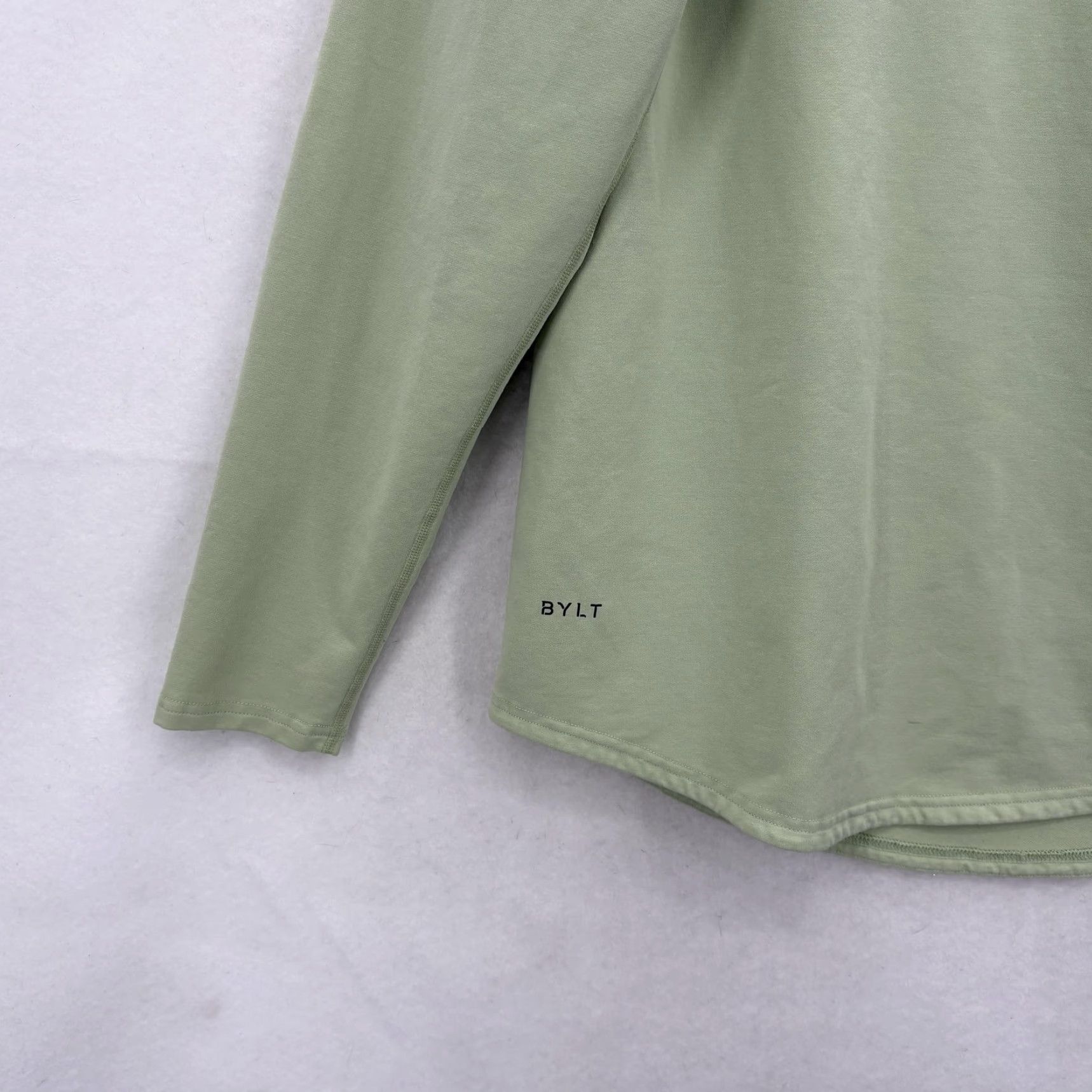 Vintage BYLT Shirt Mens Medium Green Long Sleeve Crewneck Lux Drop-Cut Tee Gym Travel Size US M / EU 48-50 / 2 - 3 Thumbnail