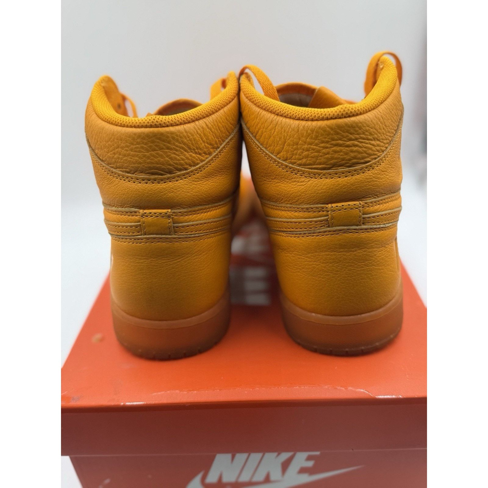 Jordan Brand Size 10.5 - Air Jordan 1 Retro OG Gatorade High Orange Peel Size US 10.5 / EU 43-44 - 4 Thumbnail