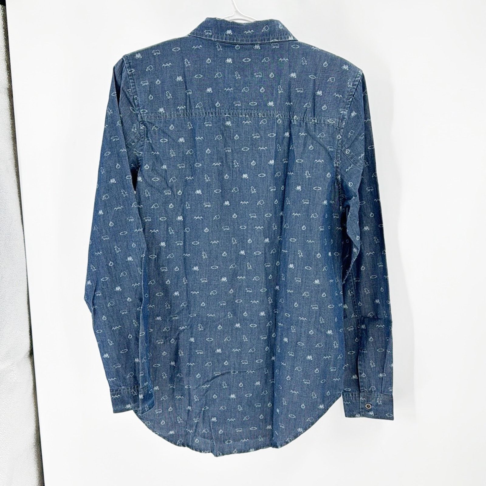 Vans VANS OFF THE WALL camping novelty print chambray button down Size US M / EU 48-50 / 2 - 2 Thumbnail