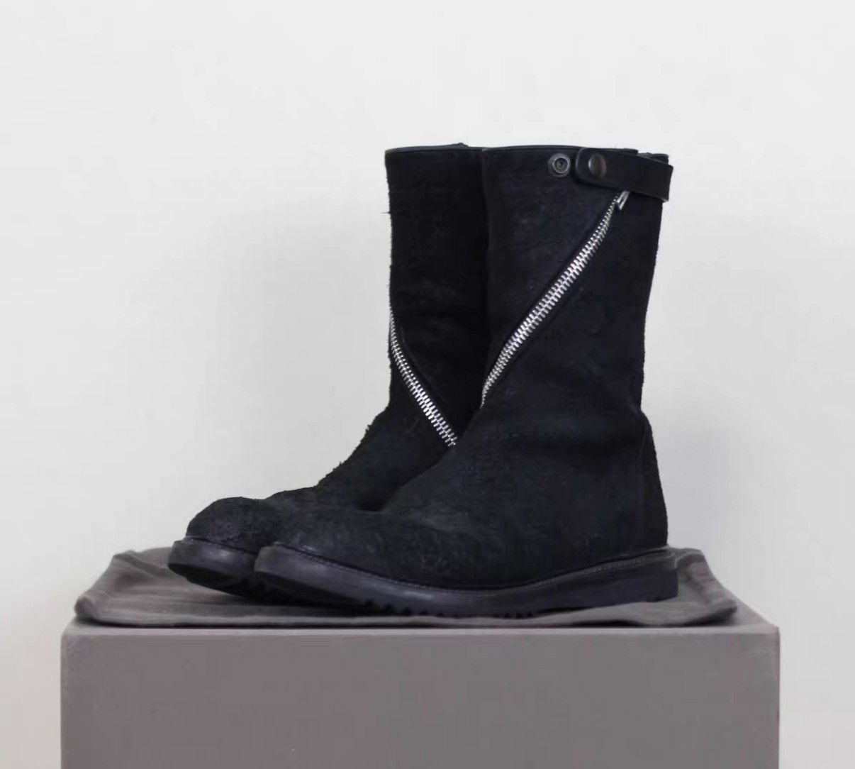 Rick Owens Rick Owens Mainline Suede Swivel-Zip Military Boots Size US 8.5 / IT 38.5 - 1 Thumbnail
