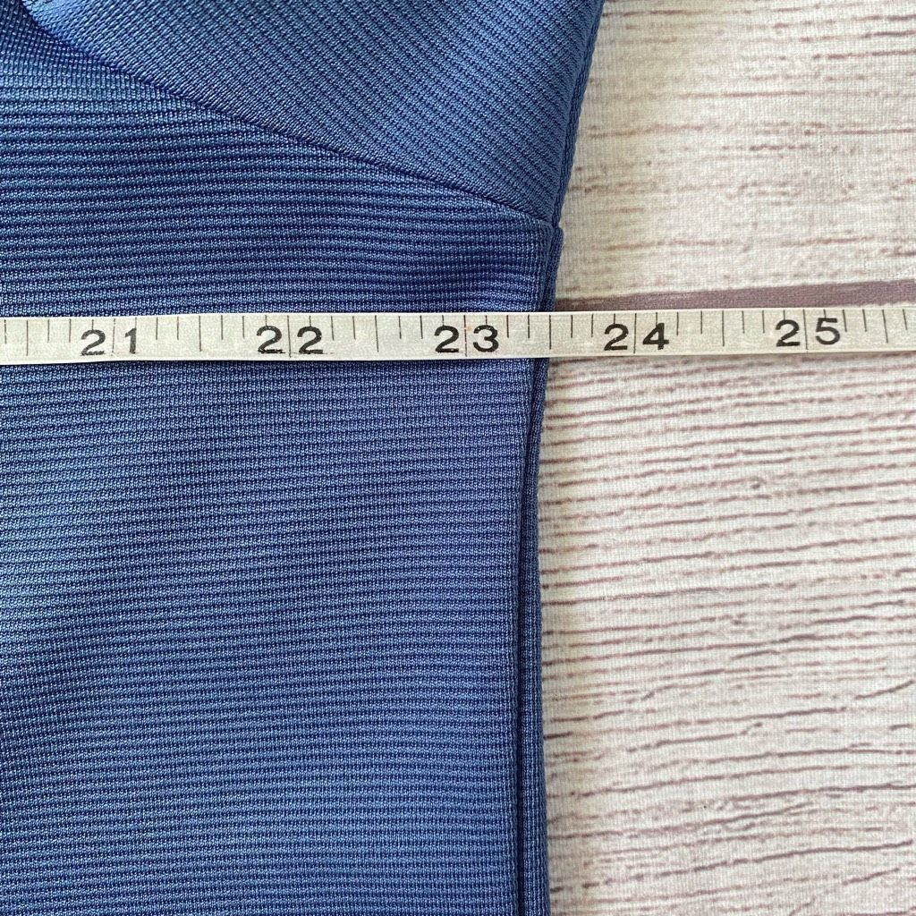 Axist Axist modern fit men XL ribbed v-neck short sleeve casual dr Size US XL / EU 56 / 4 - 11 Thumbnail