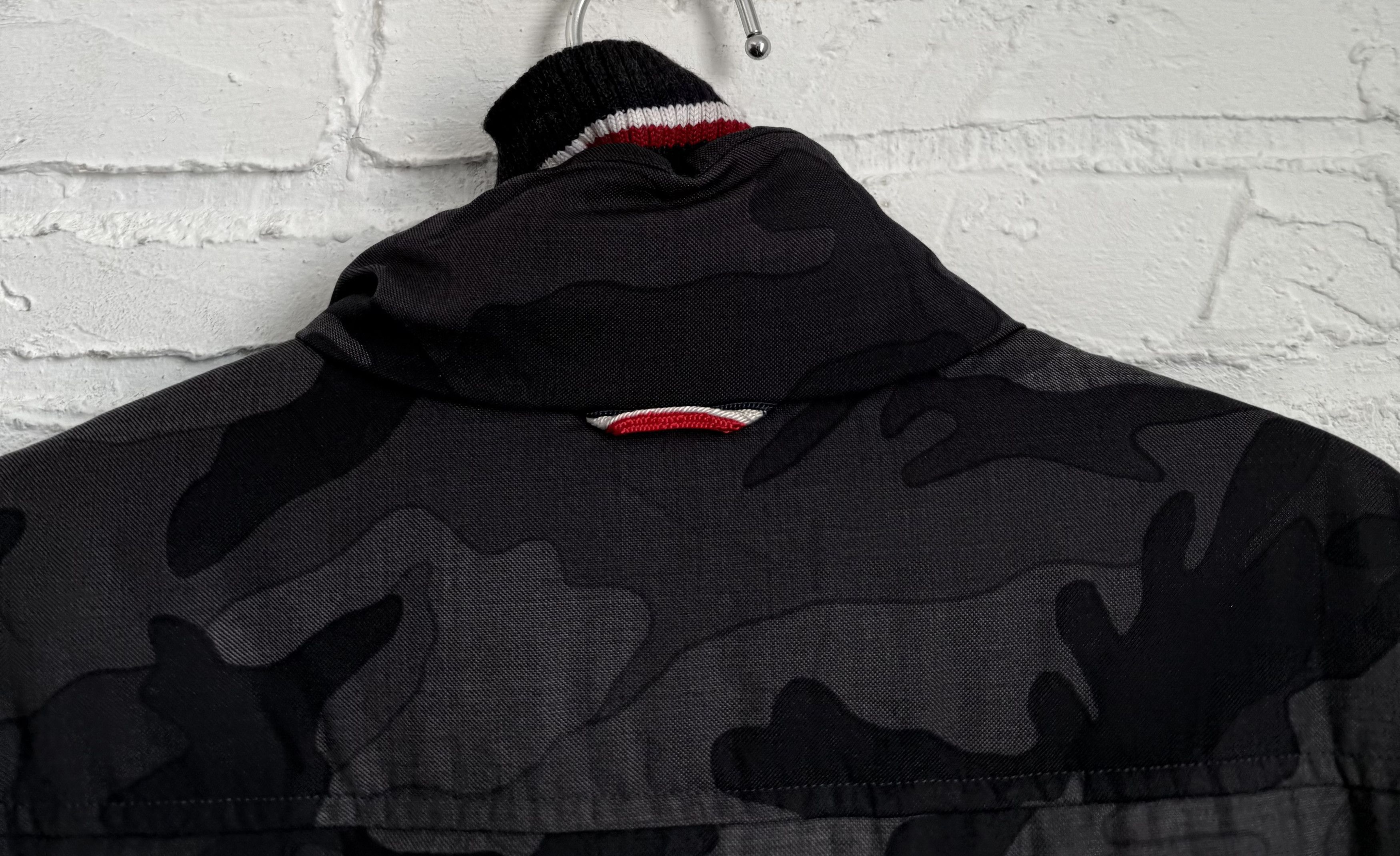 Moncler Gamme Bleu RARE Moncler Gamme Bleu wool camo down jacket Size US M / EU 48-50 / 2 - 18 Thumbnail