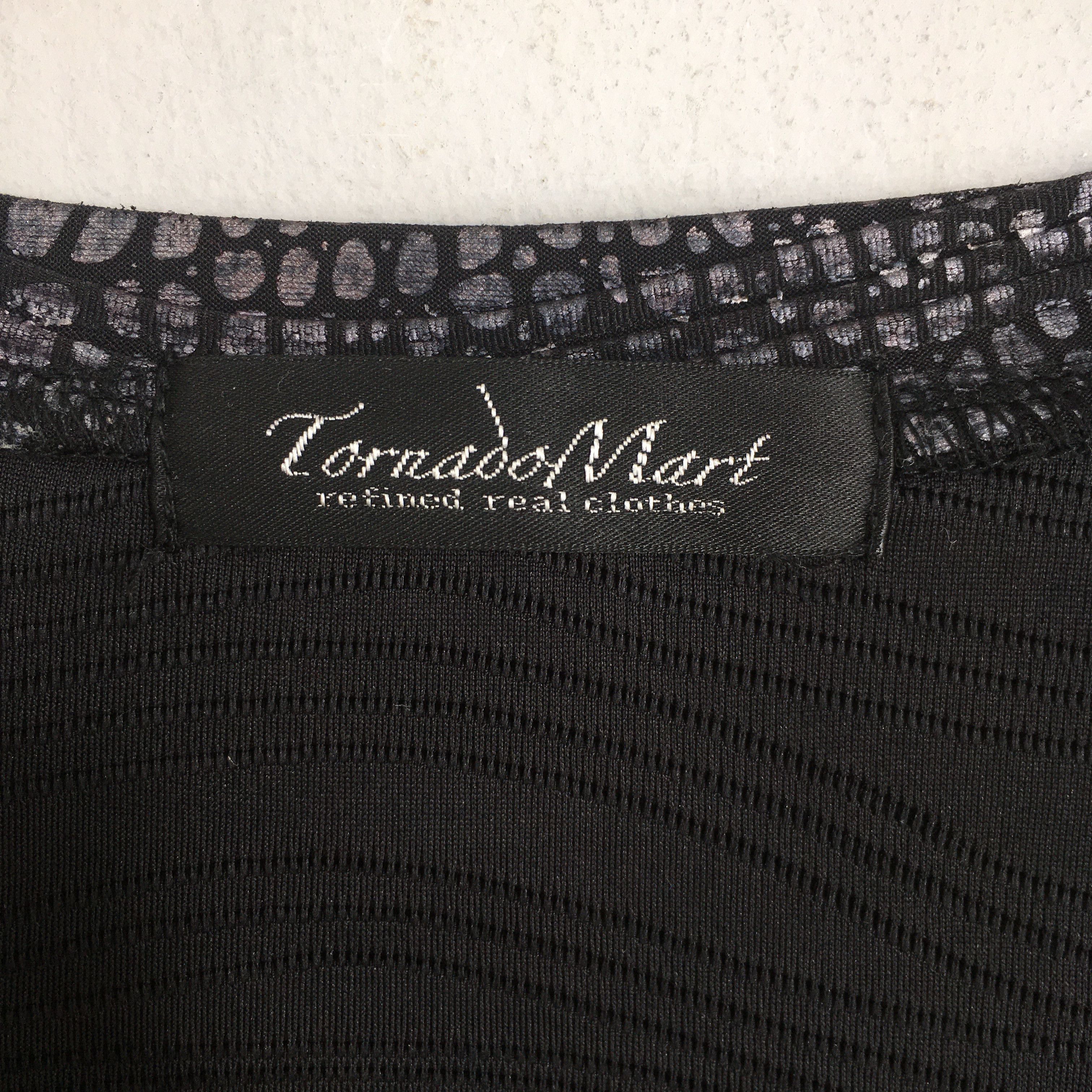 Tornado Mart Tornado Mart Abstract Pattern 3D V neck Tshirt Small Size US S / EU 44-46 / 1 - 5 Thumbnail