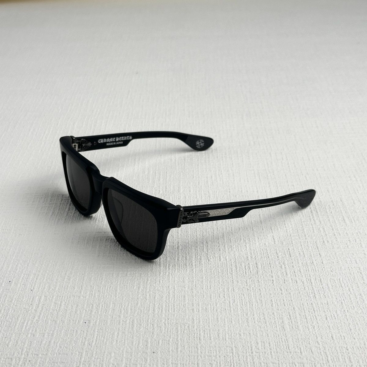 CHROME HEARTS BOX OFFICER