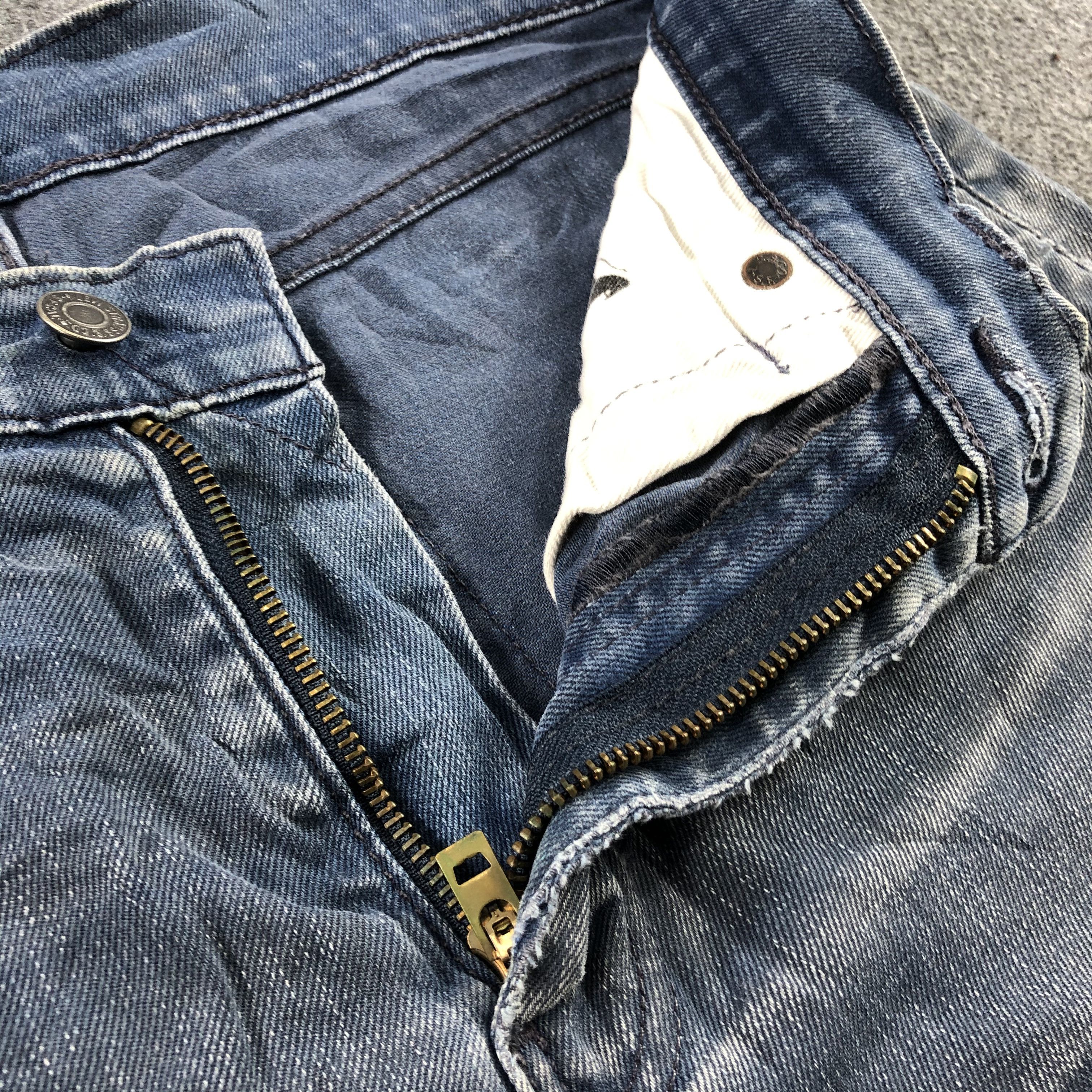 Levi's Vintage Blue Wash Levis 510 Jeans-J2298 Size US 33 - 10 Thumbnail