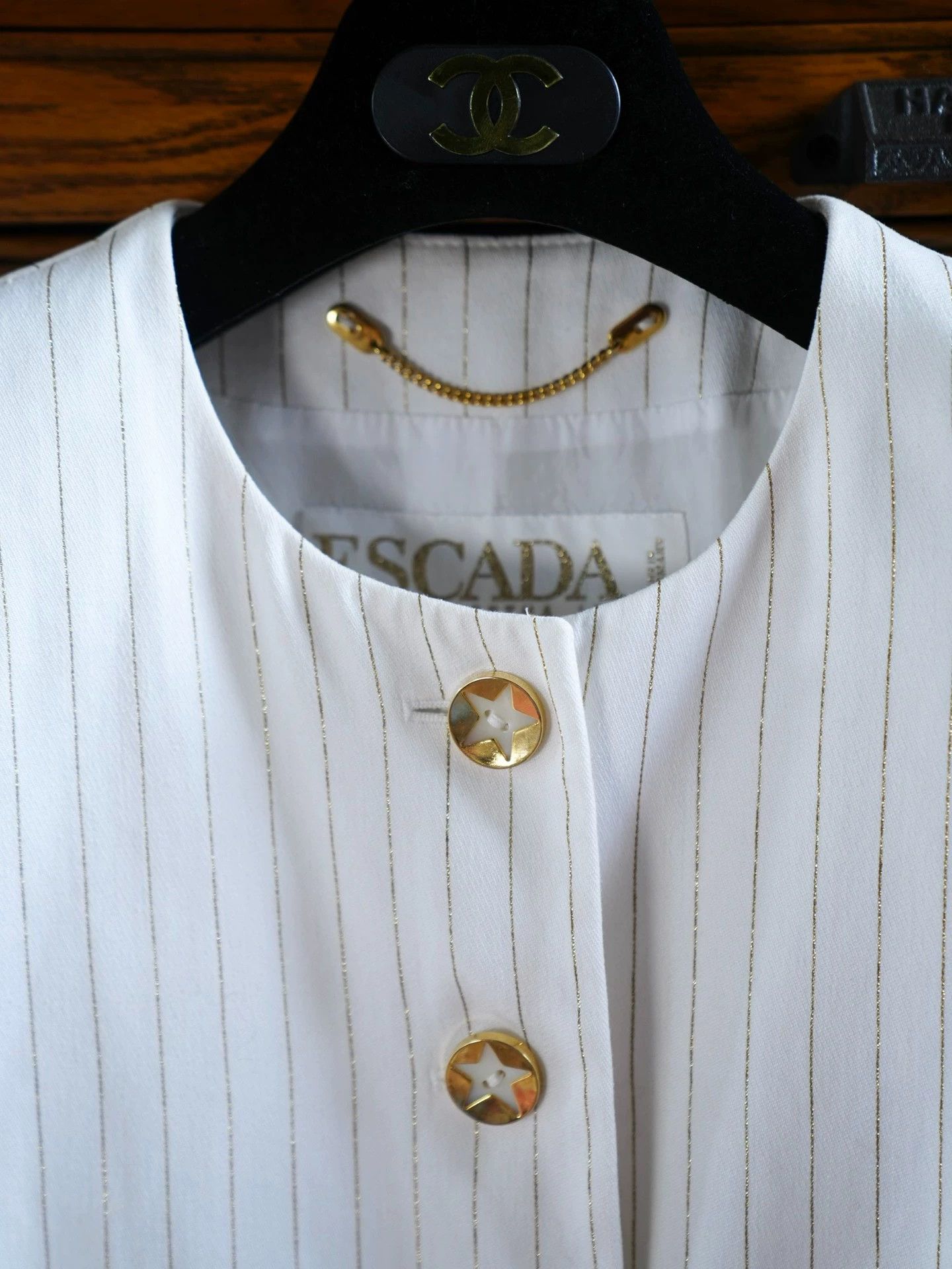 Escada Escada Vintage Suit Jacket Star MOP Button Gold Thread Size M / US 6-8 / IT 42-44 - 5 Thumbnail