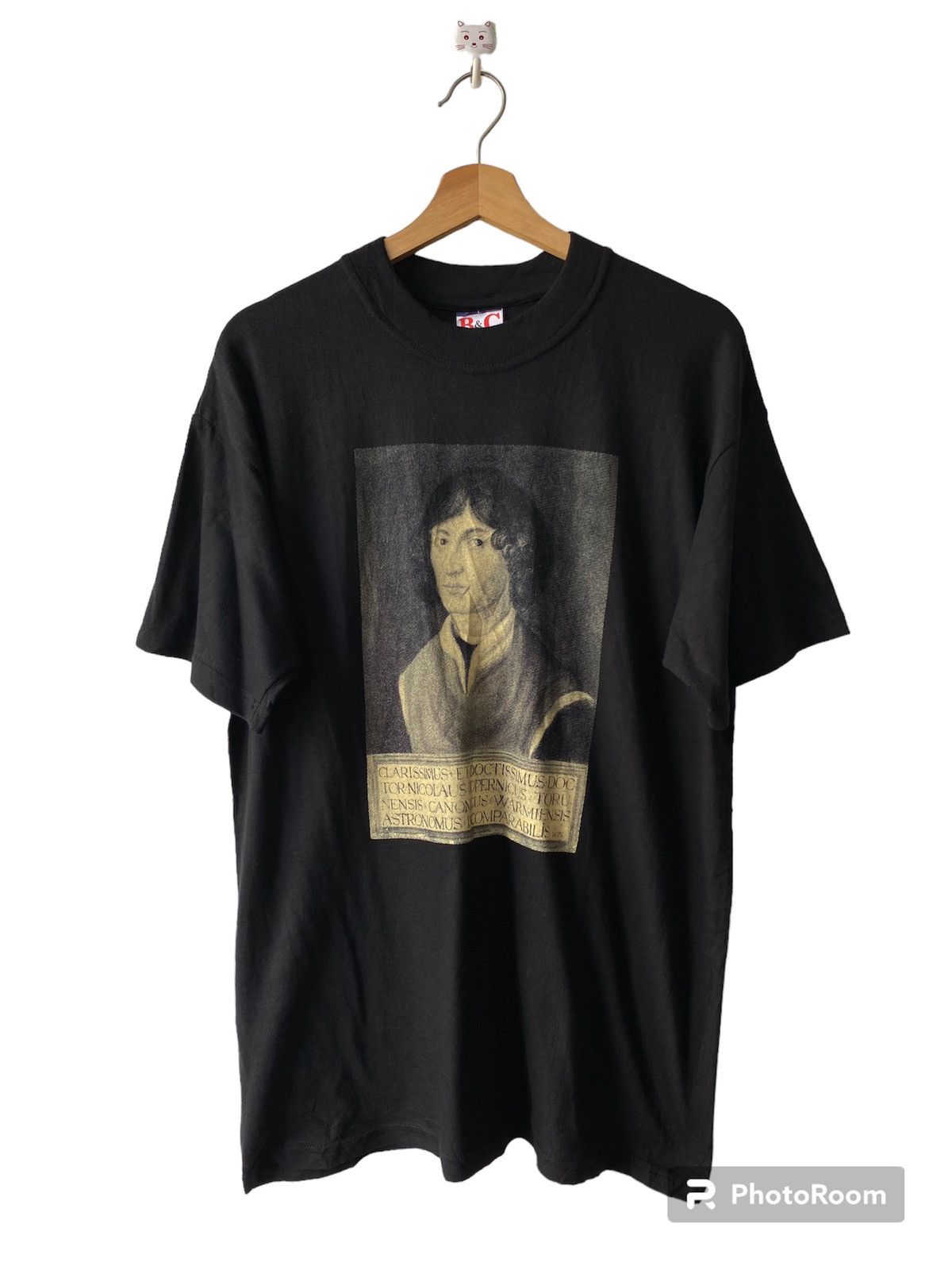 Vintage Vintage 90’s Nicolaus Copernicus Polymath Astronomus Tee Size US L / EU 52-54 / 3 - 1 Thumbnail