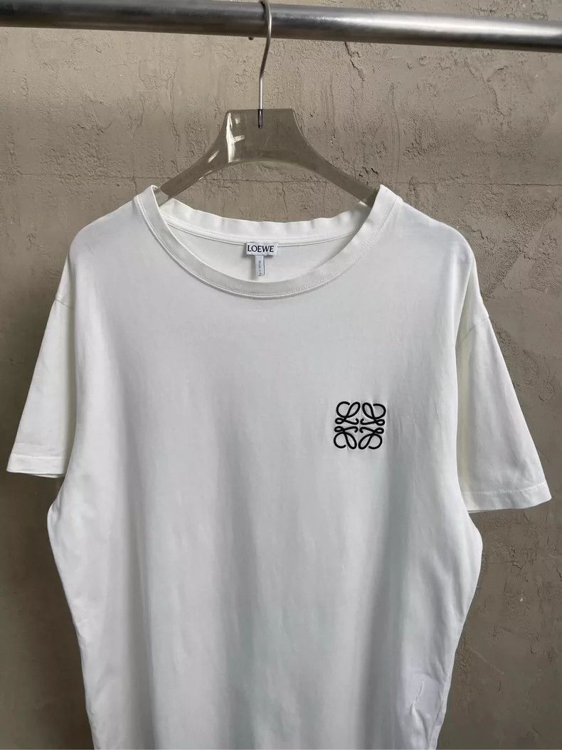 Loewe loewe White embroidered small logo short sleeve 2506-Nextar Size US M / EU 48-50 / 2 - 3 Thumbnail