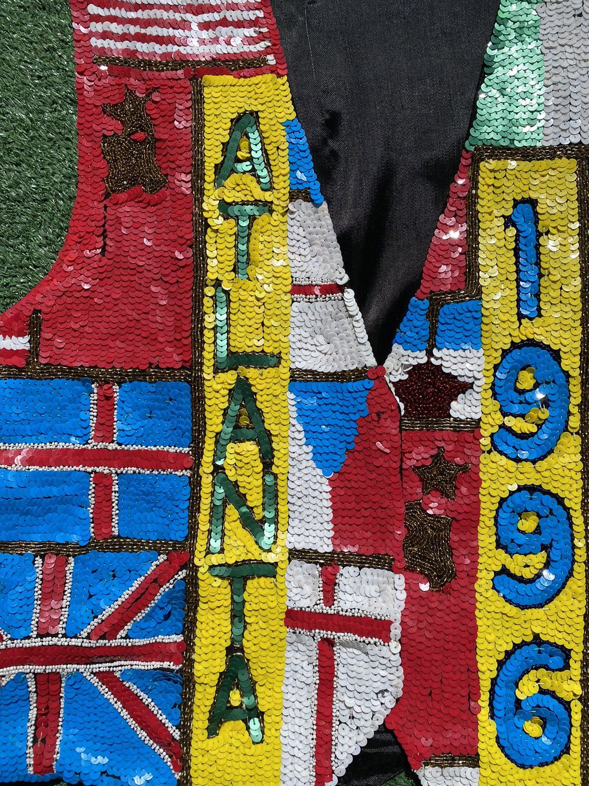 Vintage Rare Vintage 1996 Atlanta Sequined Olympics Vest Womens Med Size M / US 6-8 / IT 42-44 - 2 Thumbnail