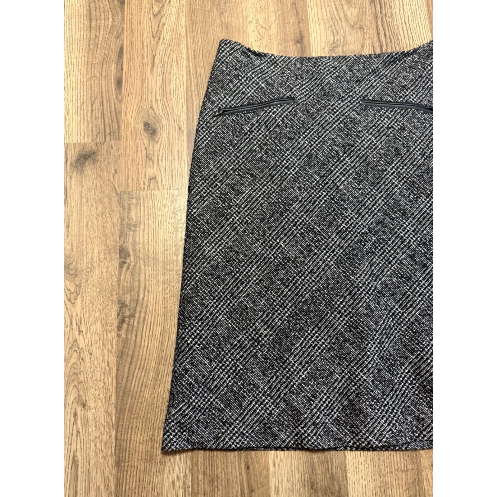 Talbots Talbots Skirt Women's 6 Black White Back Zip Straight Pencil Pockets Knee Length Vintage No Size 28" / US 6 / IT 42 - 3 Thumbnail