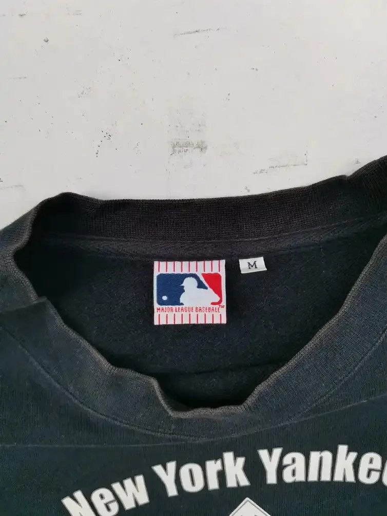 Designer × Japanese Brand × New York Yankees Rare!!! New York Yankees Sweatshirts Size US M / EU 48-50 / 2 - 4 Thumbnail