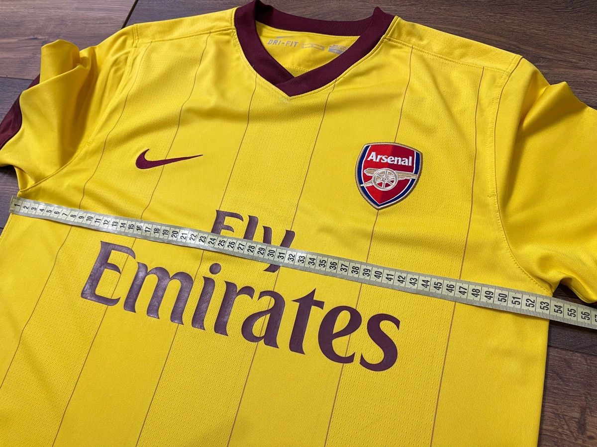 Nike ARSENAL 2010 2011 AWAY FOOTBALL SHIRT SOCCER JERSEY NIKE Size US M / EU 48-50 / 2 - 21 Thumbnail
