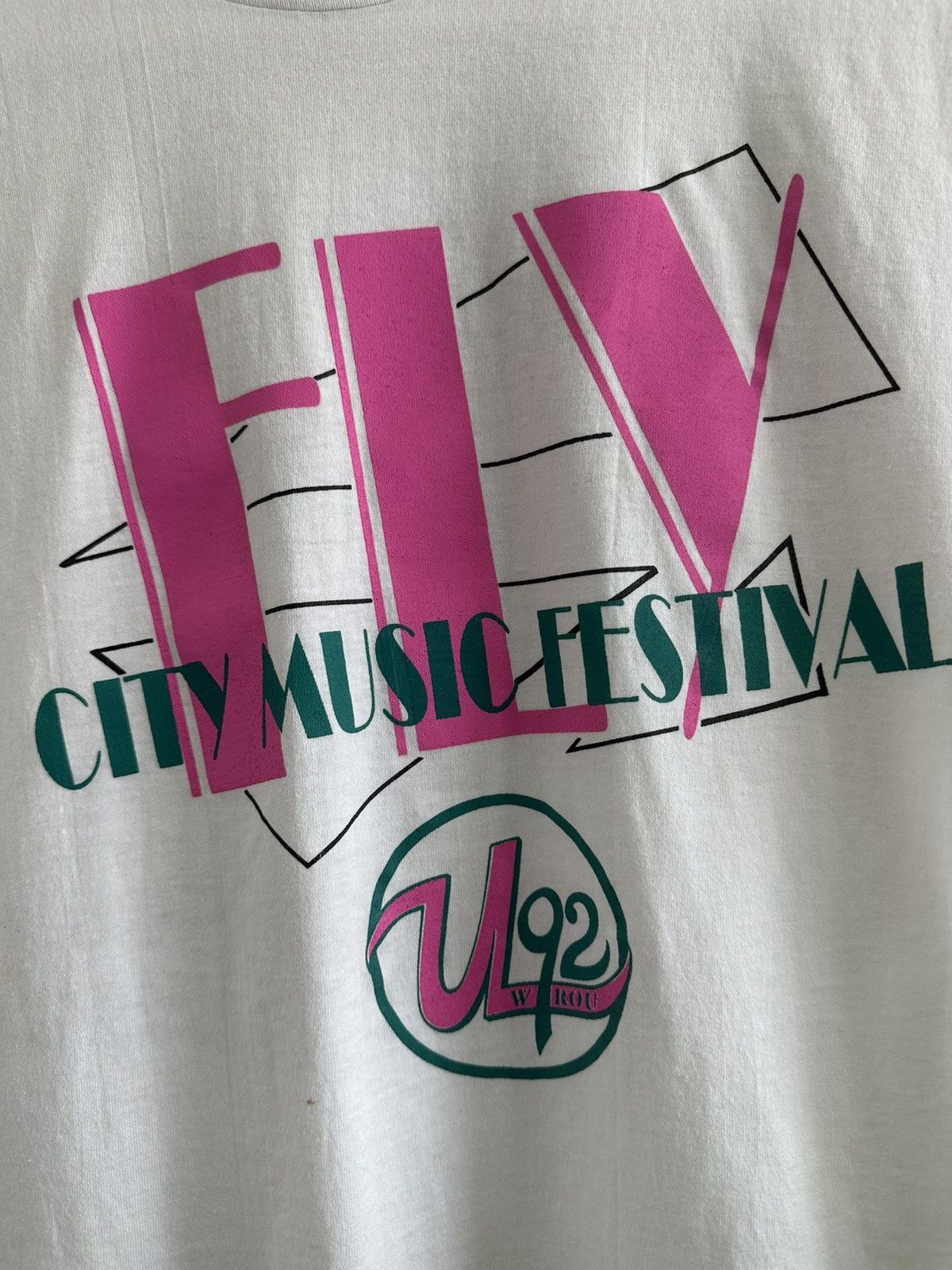 Band Tees × Rap Tees × Vintage Vintage 90s WROU 92.1 Radio Tee Crazy Line up on the back Size US XL / EU 56 / 4 - 4 Thumbnail