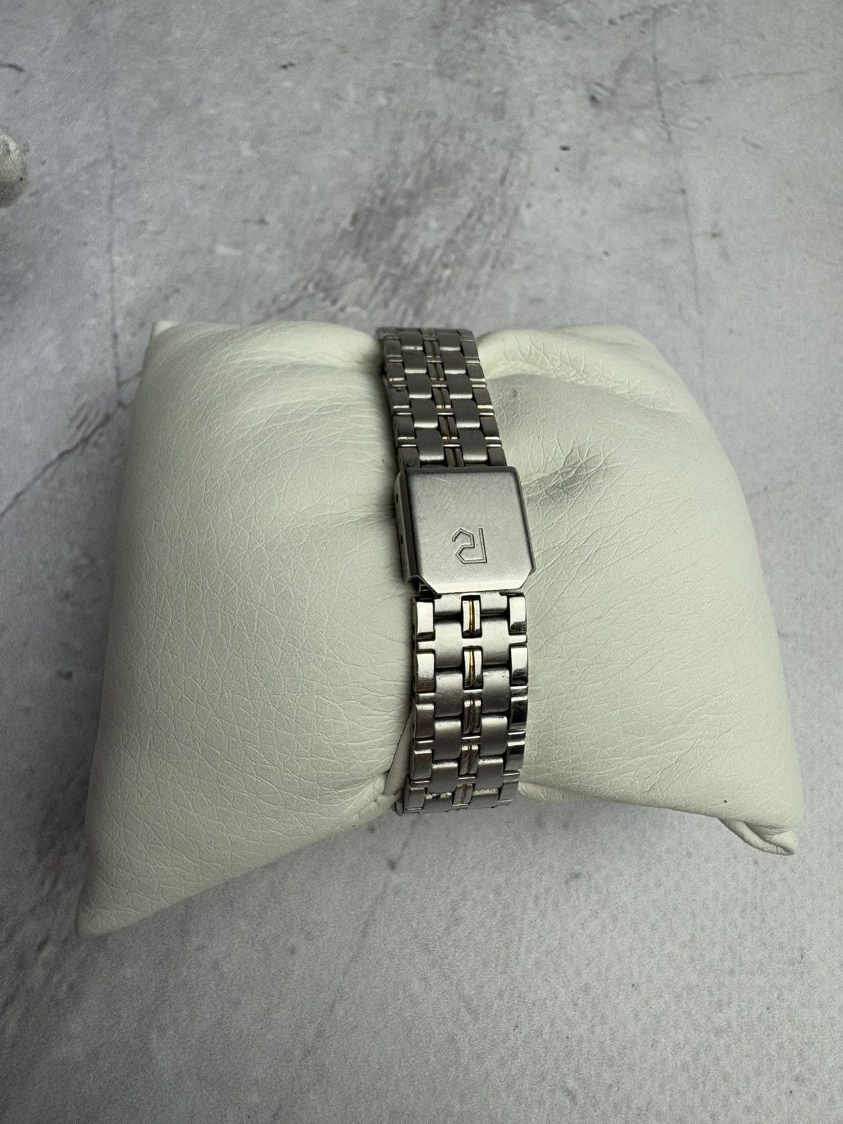 Japanese Brand × Vintage Rivoli Japanese Style Watch Vintage Size ONE SIZE - 3 Thumbnail