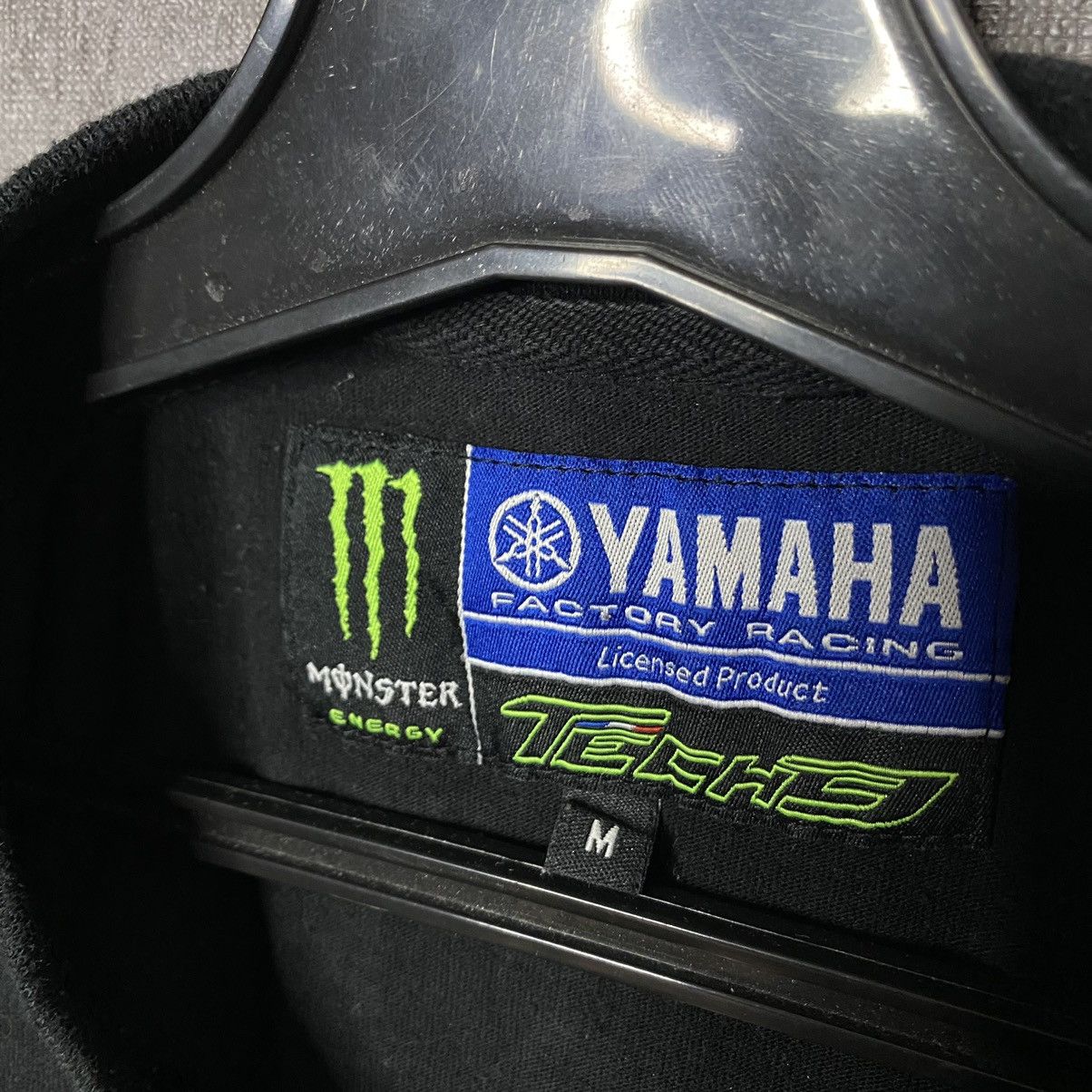Yamaha Vintage Monster Energy Yamaha t-shirt tech racing Size US M / EU 48-50 / 2 - 3 Thumbnail