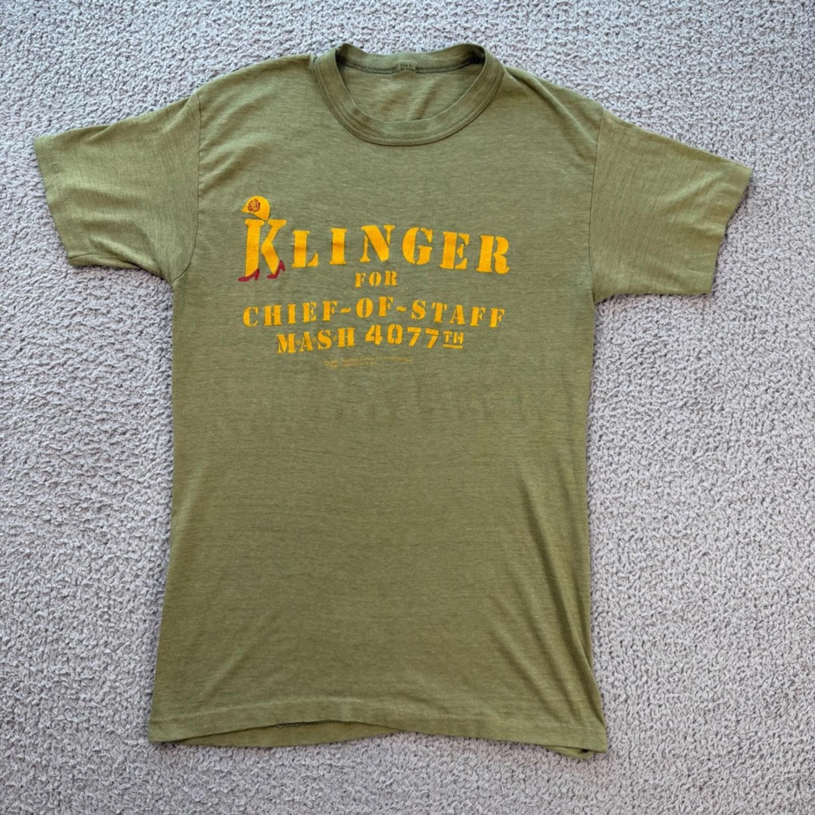 Other Vintage 1981 MASH 4077th Klinger for Chief of Staff T-Shirt Size US XS / EU 42 / 0 - 1 Thumbnail