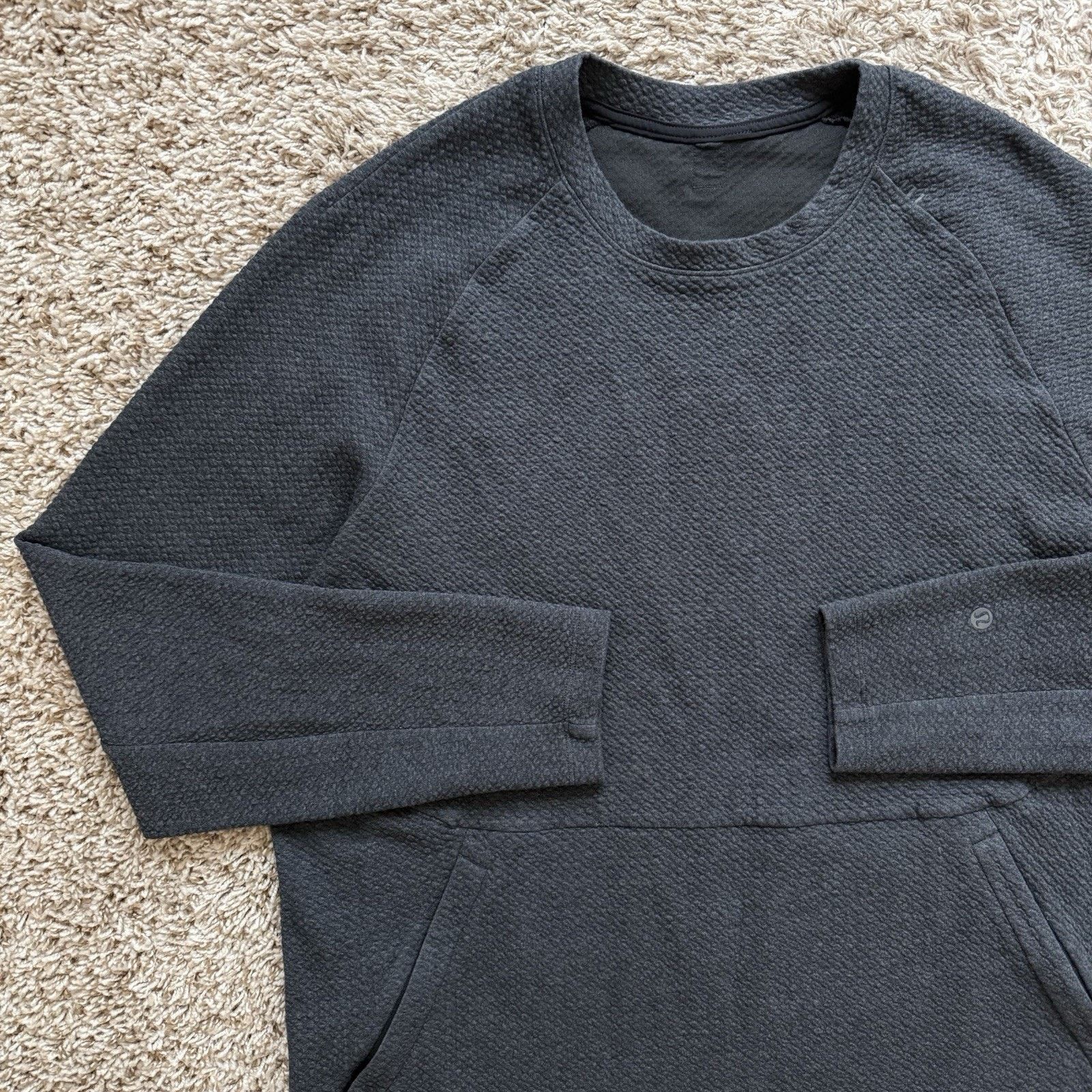 Lululemon Lululemon At Ease Crew Sweatshirt Heather Black Gray Size L Size US L / EU 52-54 / 3 - 9 Thumbnail
