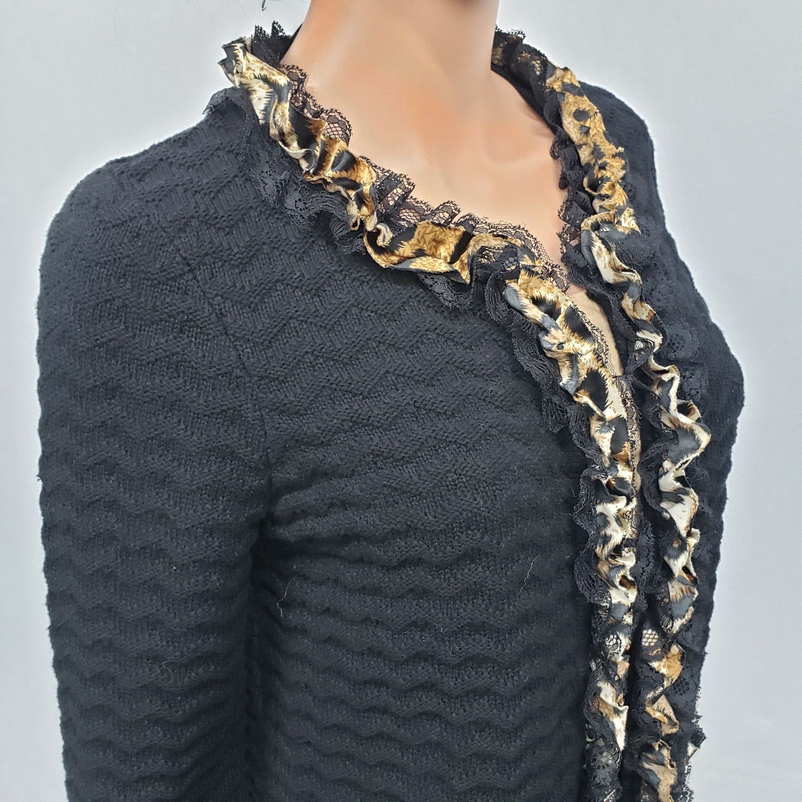 Chicos Chicos Cardigan Sweater Animal Print Lace Ruffle Trim 0 S Size S / US 4 / IT 40 - 7 Thumbnail