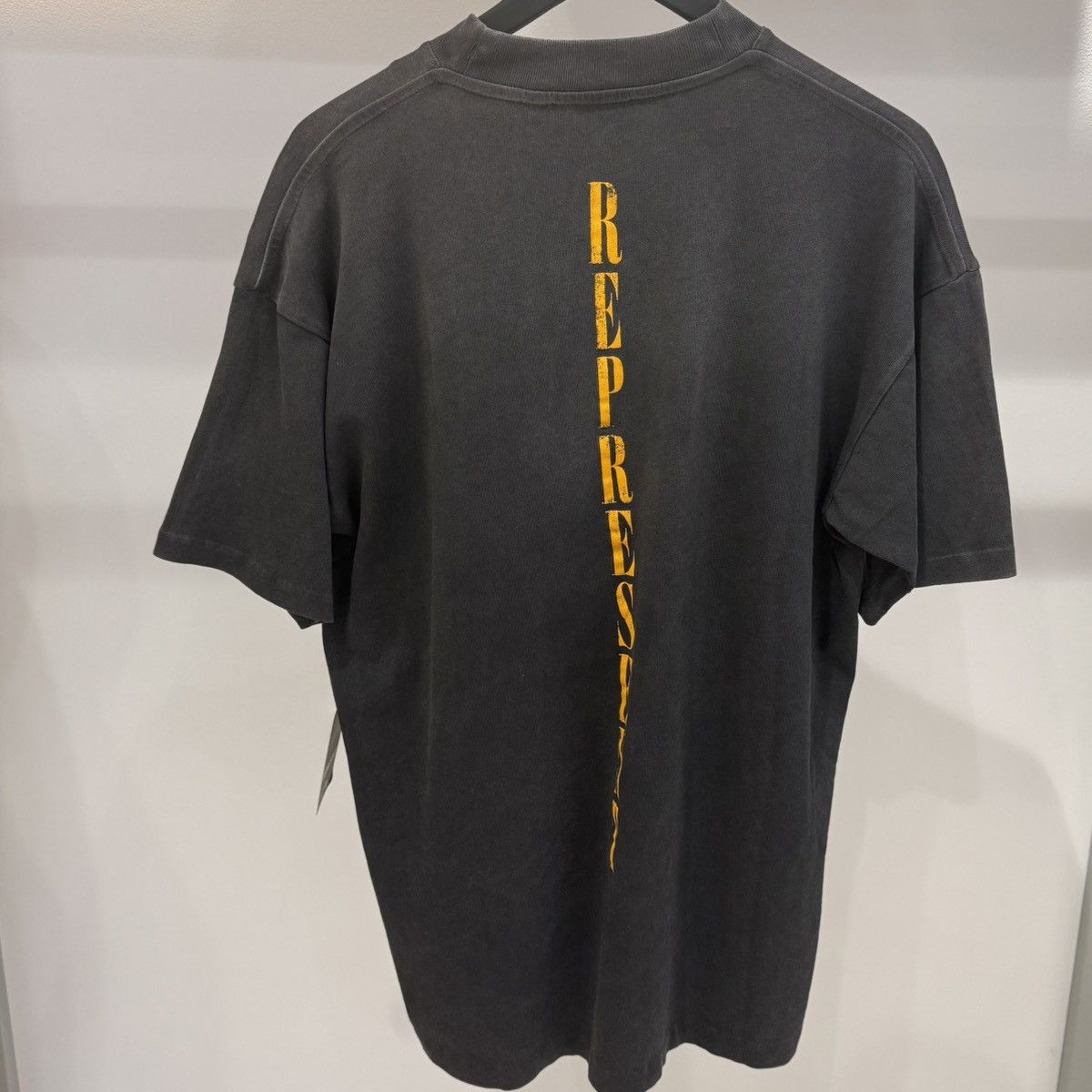 Represent Clo. Represent Reborn Tee Size US M / EU 48-50 / 2 - 2 Thumbnail