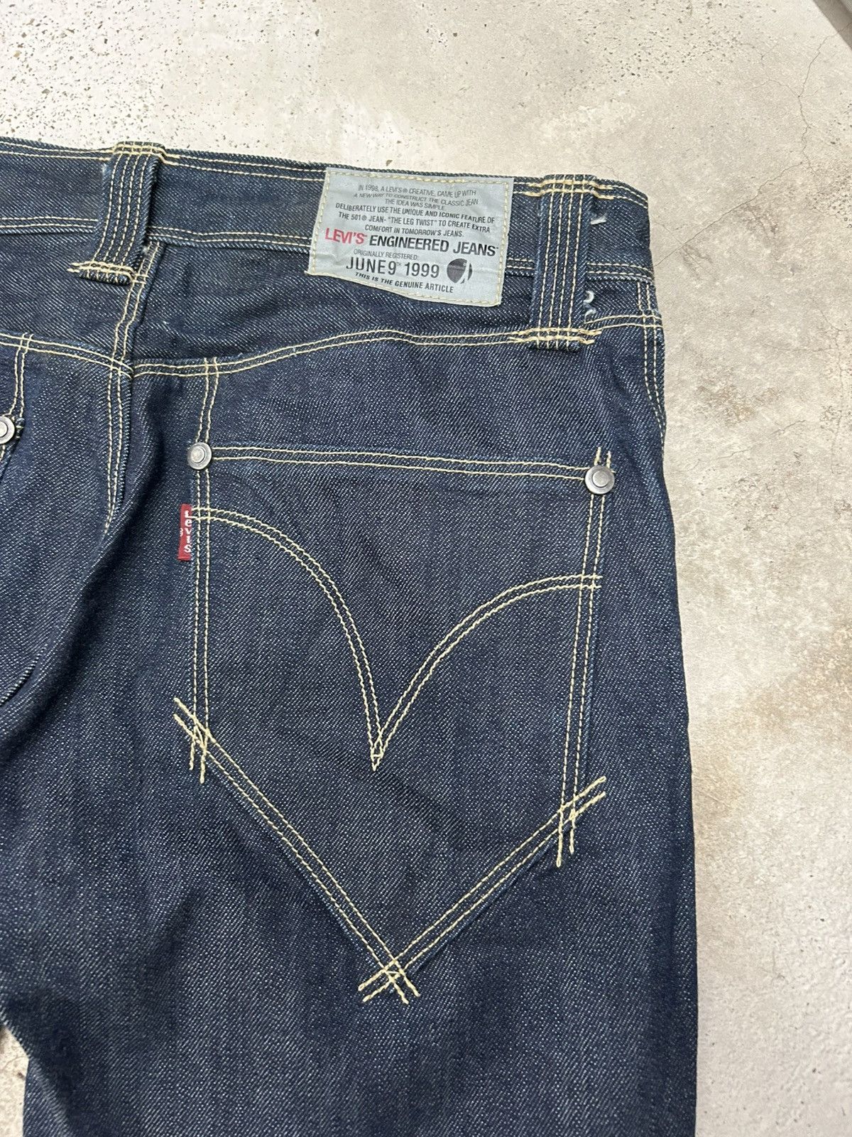 Levi's 90s Levis Engineered Jeans Ripped Jeans Indigo Colour Size US 29 - 13 Thumbnail