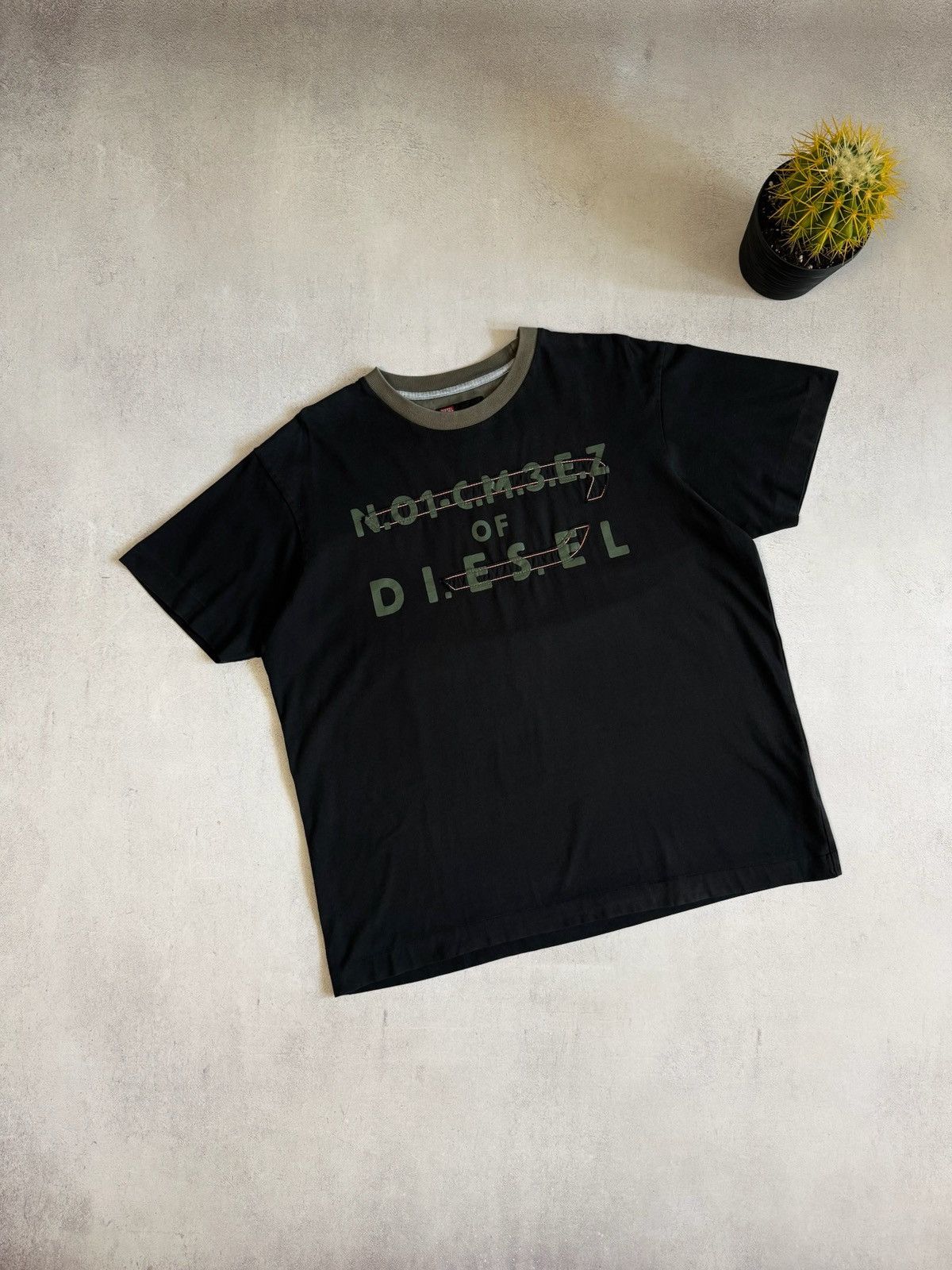 Diesel Vintage Diesel T Shirt Tee Big Logo Baggy Avant-Garde 90s Size US XL / EU 56 / 4 - 1 Thumbnail