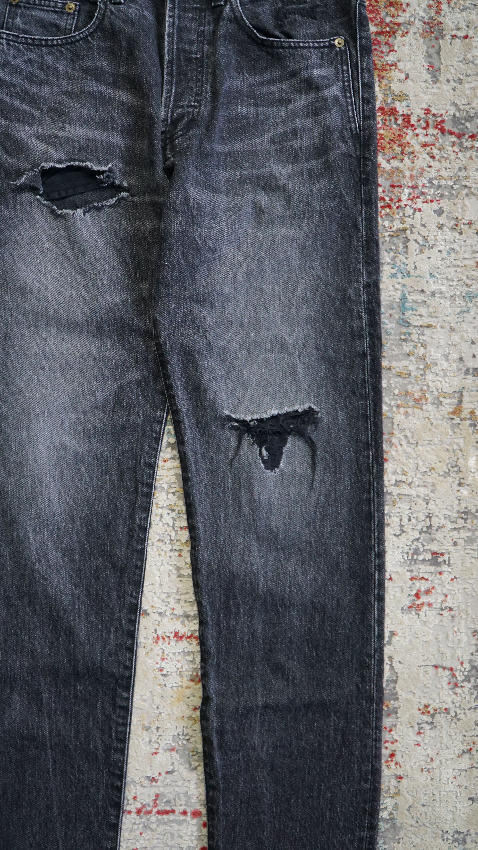 Saint Laurent Paris Saint Laurent Paris AW17 D14 "Faded Black" denim Size US 29 - 2 Thumbnail