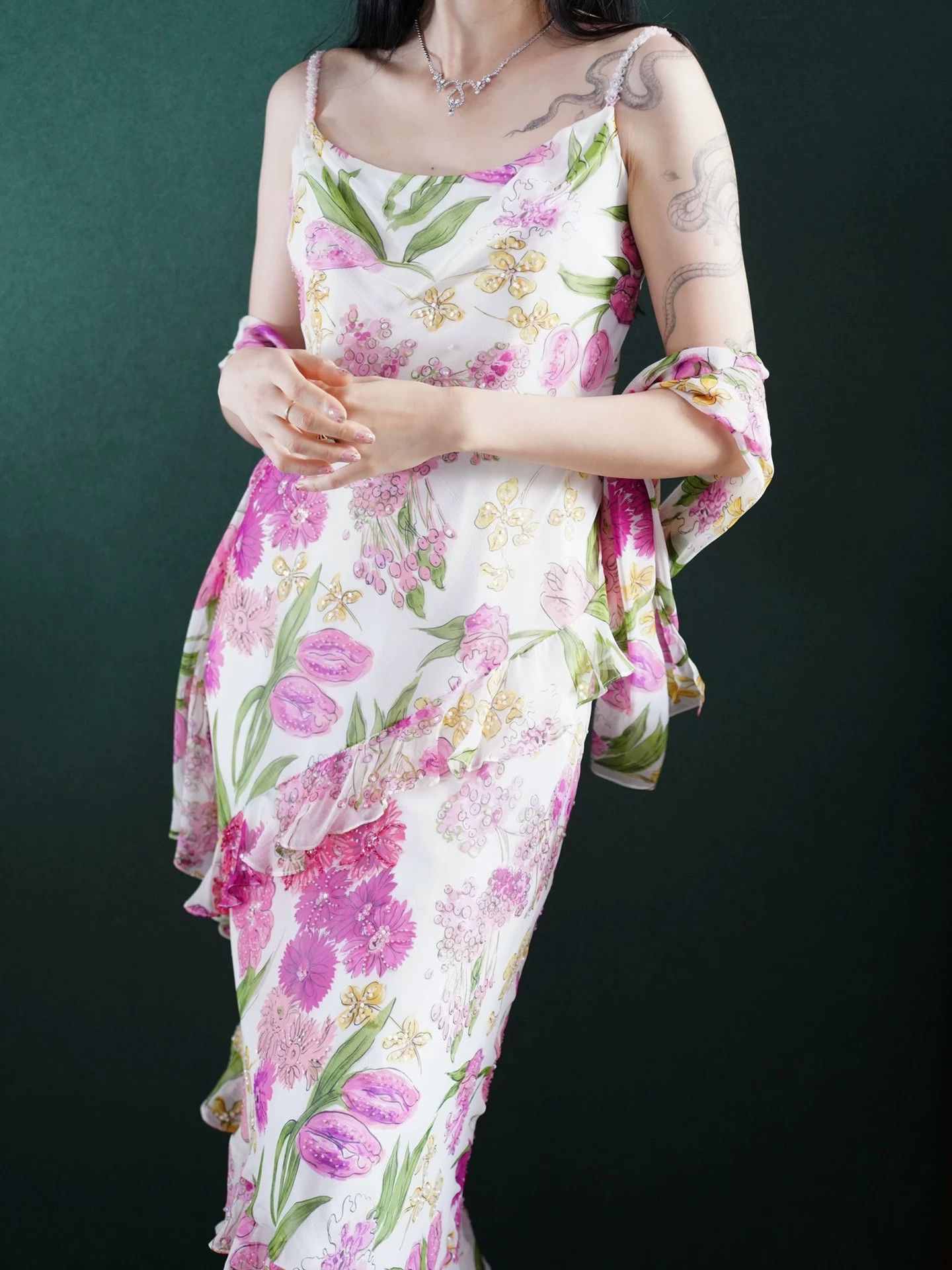 Vintage UK Vintage Beaded Silk Floral Sleeveless Dress Size S / US 4 / IT 40 - 9 Thumbnail