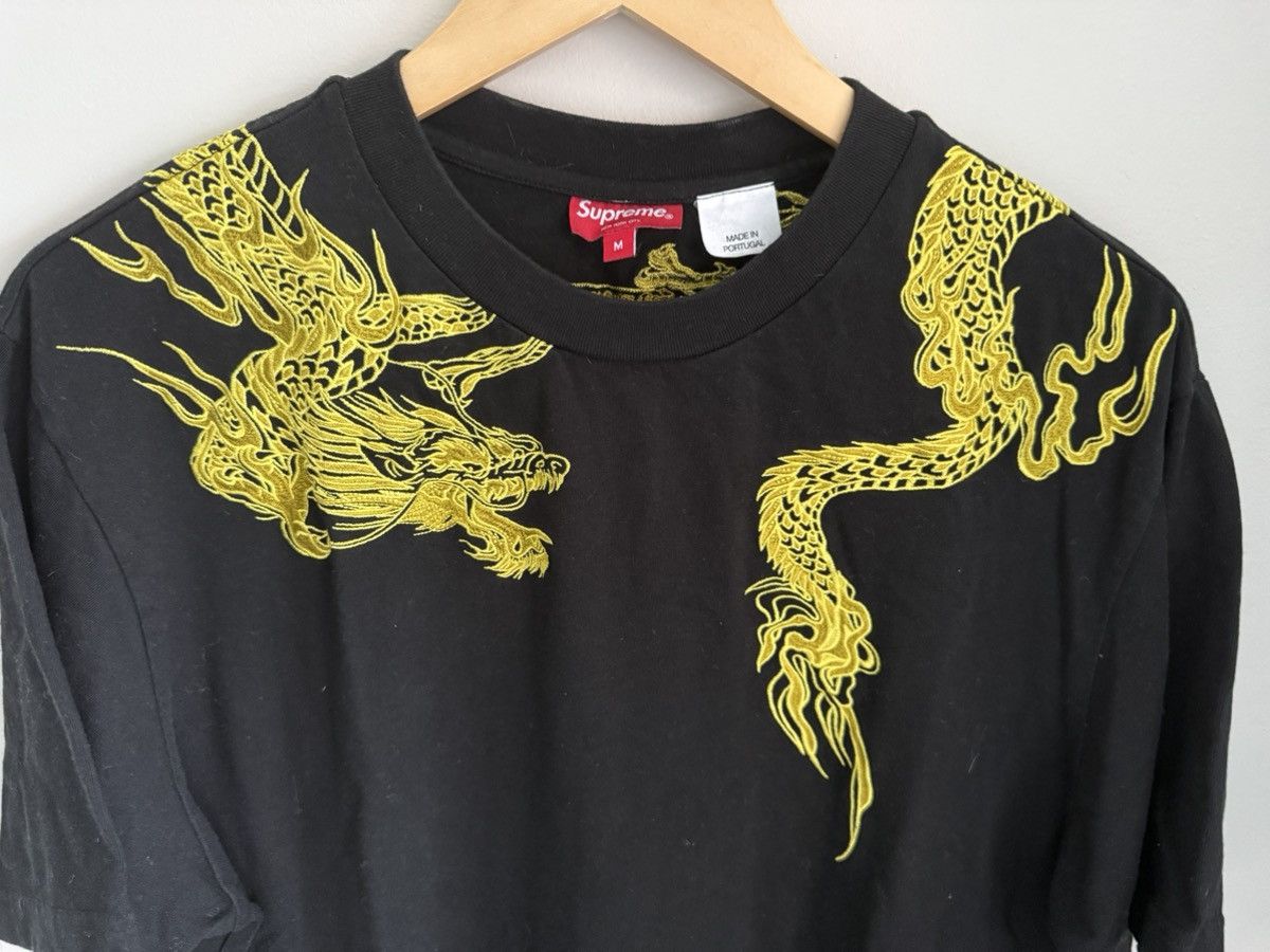 Supreme Black and Gold Embroidered Dragon TShirt New Size US M / EU 48-50 / 2 - 3 Thumbnail