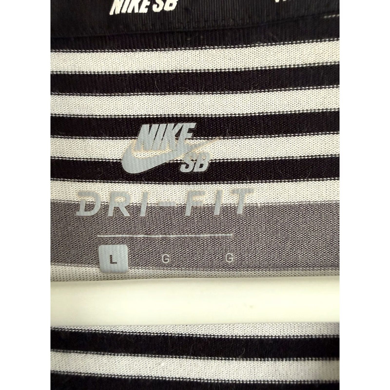 Nike Nike SB Long Sleeve Mens Shirt Gray Black Stripe Large Skateboard Skater College Size US L / EU 52-54 / 3 - 4 Thumbnail
