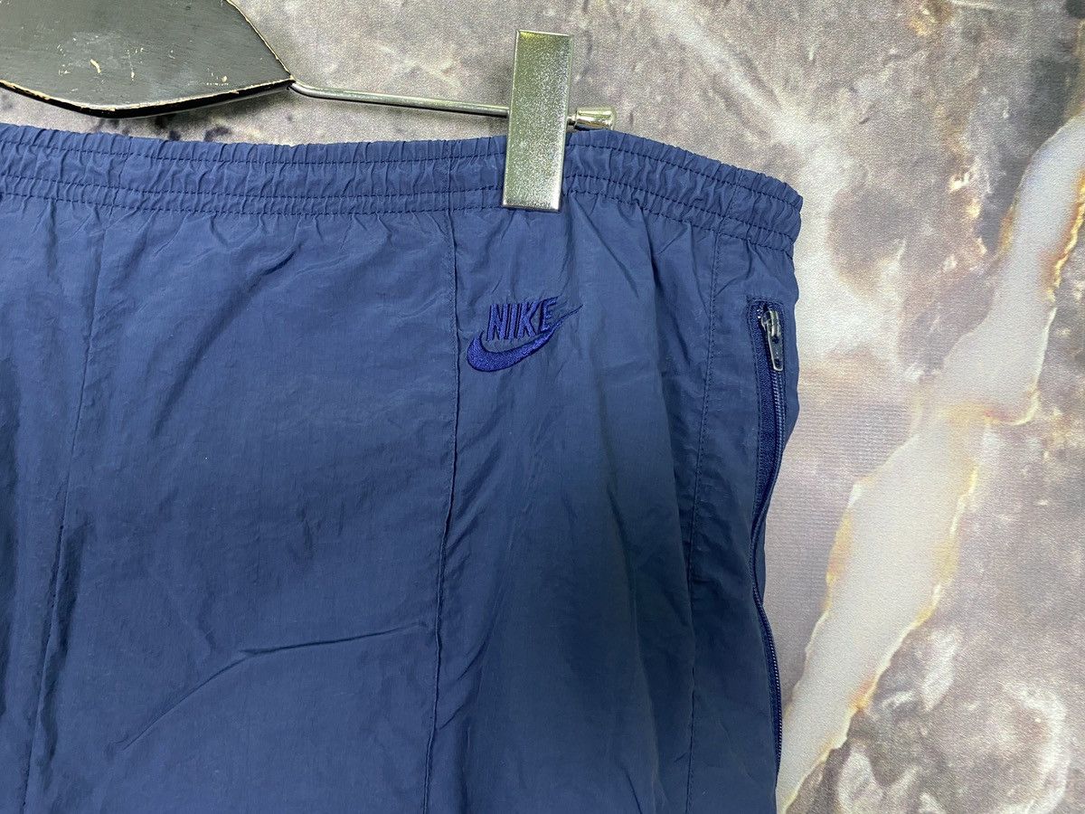 Vintage Men’s Nike International Pants Sportswear Vintage Size M Size US 34 / EU 50 - 5 Thumbnail