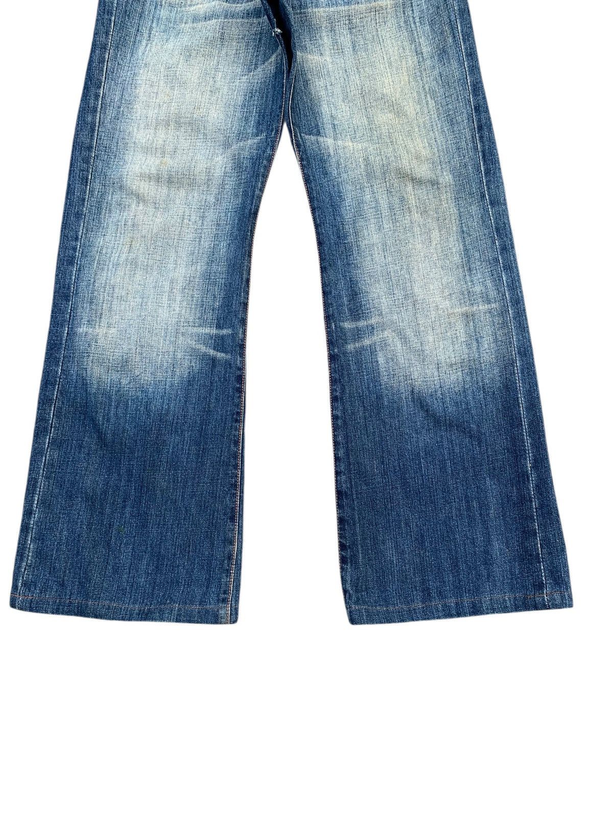semanticdesign FLARE SEMANTIC DESIGN RUSTY JAPANESE DISTRESSED DENIM Size US 31 - 6 Thumbnail