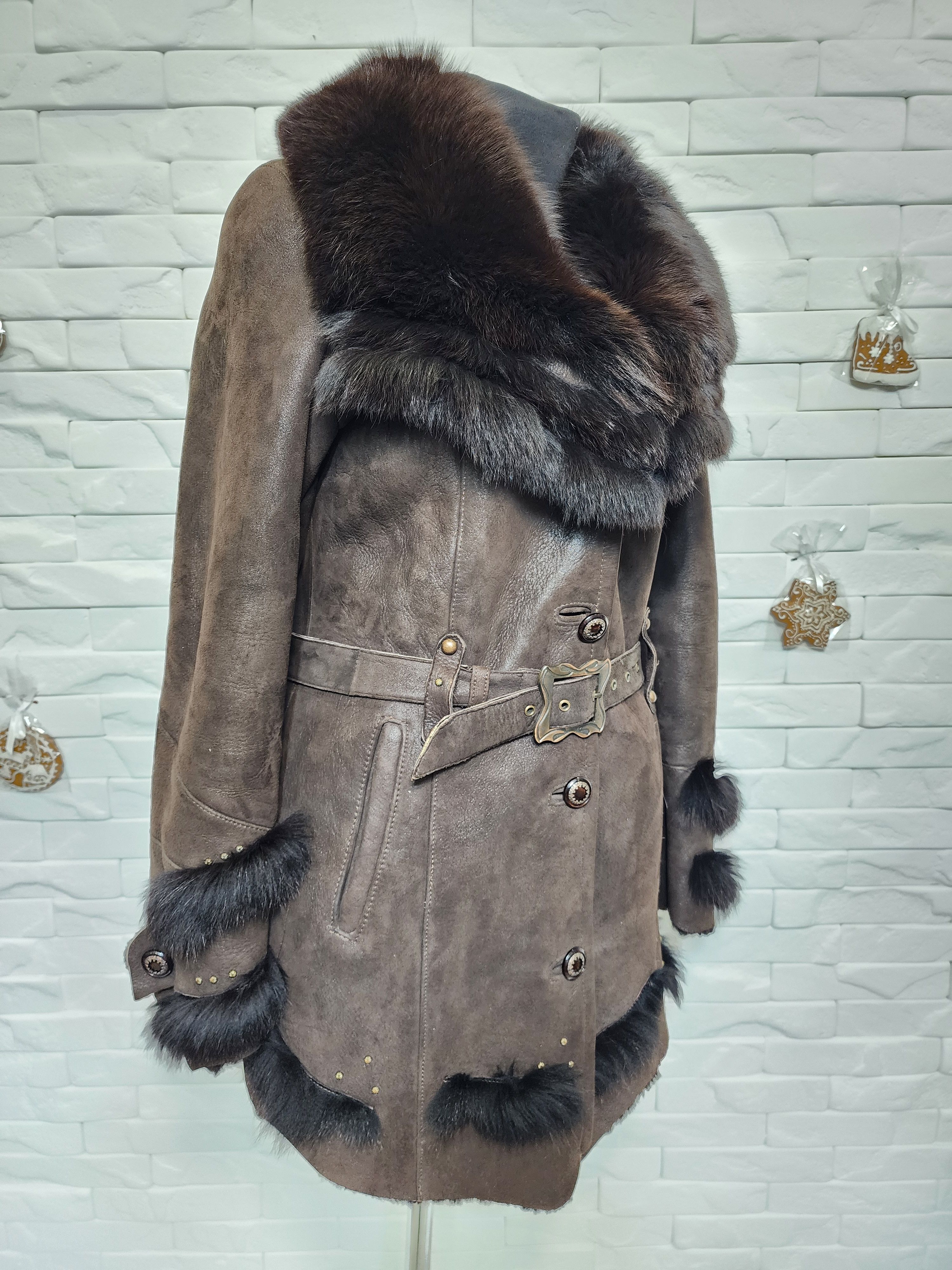 Furla Women's Brown Sheepskin Coat: Genuine Fur Collar Size M / US 6-8 / IT 42-44 - 3 Thumbnail
