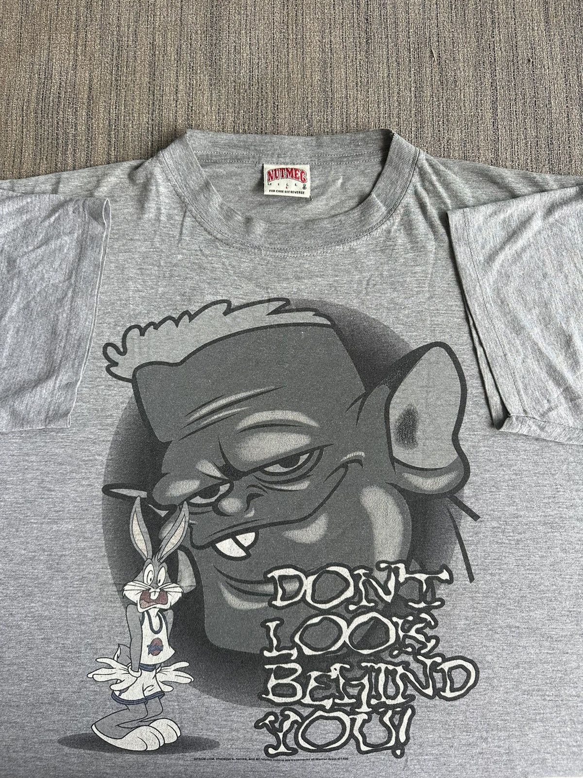 Cartoon Network × Vintage × Warner Bros Vintage 90’s Space Jam Bugs Bunny Dont Look Behind You Tees Size US L / EU 52-54 / 3 - 1 Thumbnail