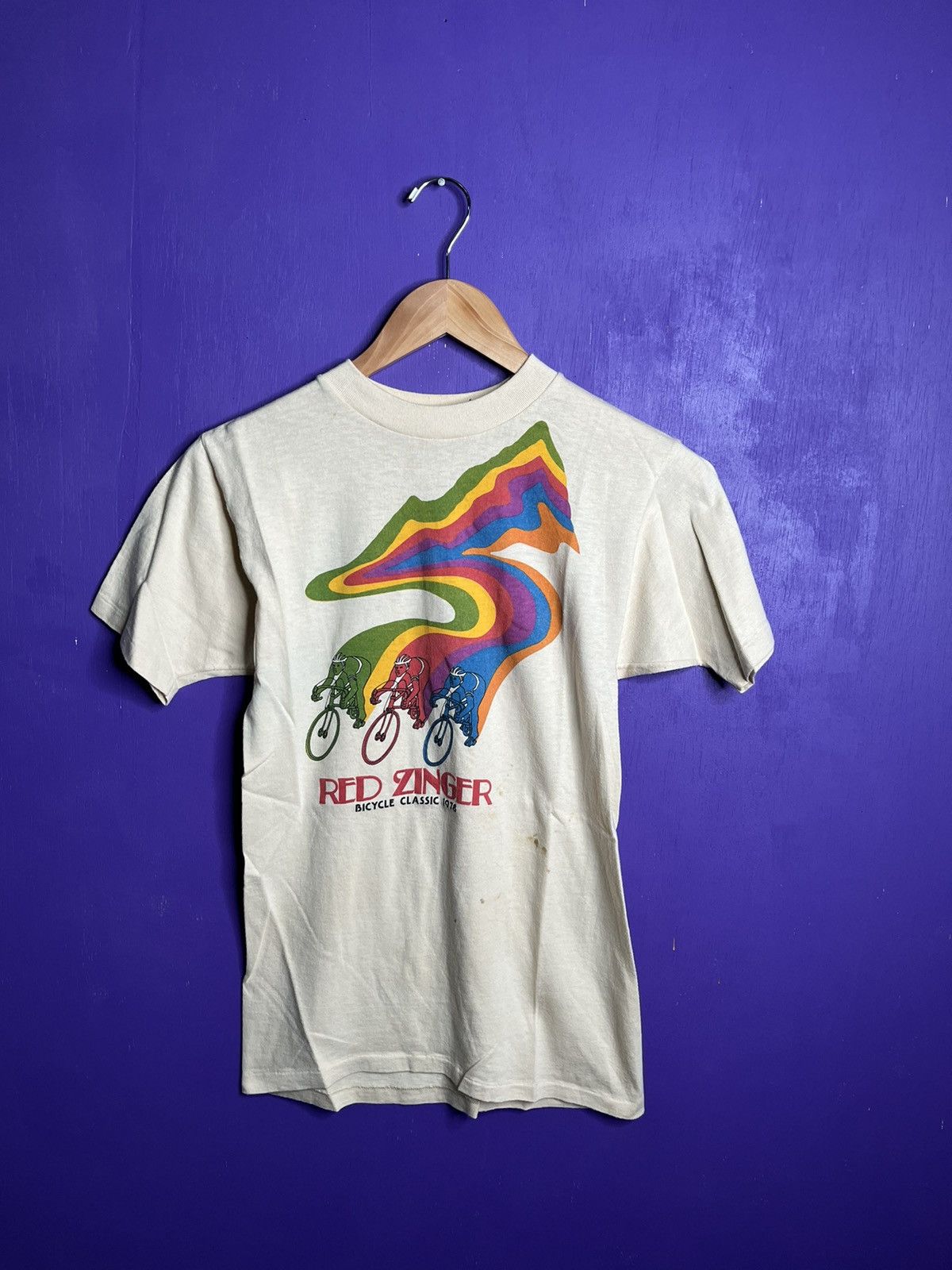 Vintage 1978 Red Zinger bicycle classic t-shirt