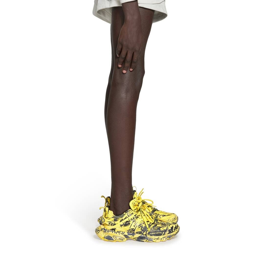 Balenciaga o1tr1nto0525 Track Graffiti Sneakers in Yellow/Black Size US 14 / EU 47 - 7 Thumbnail