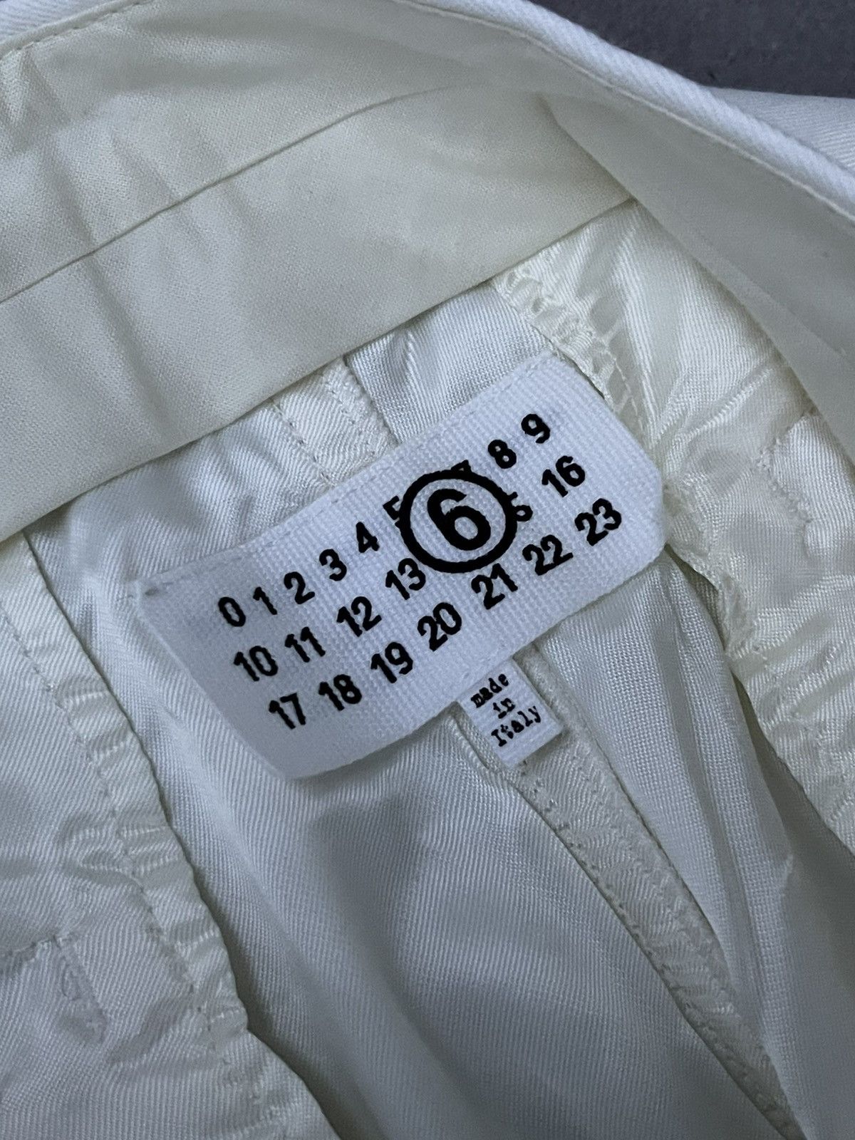 Maison Margiela !DS! SS23 Maison Margiela High Waisted Flared Trousers Size 27" / US 4 / IT 40 - 14 Thumbnail