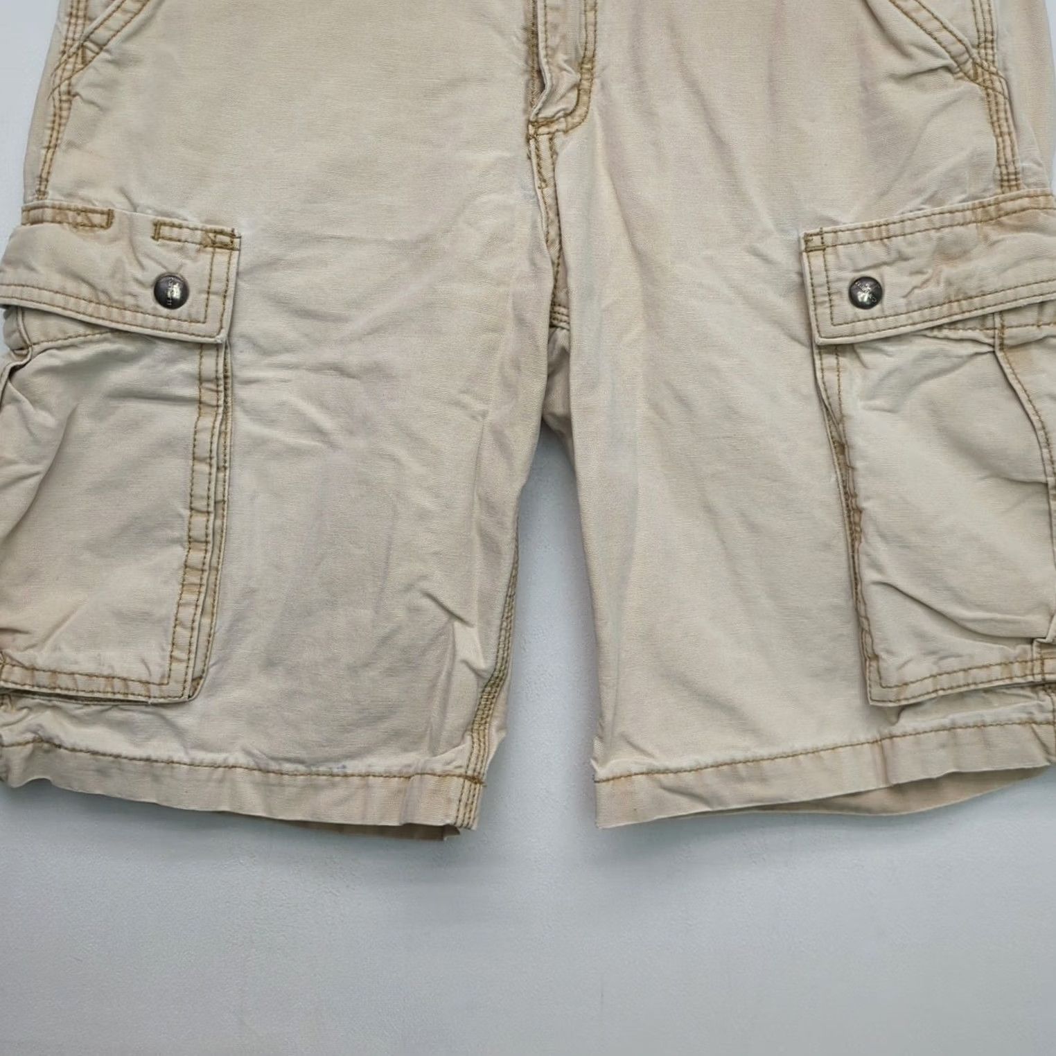 Carhartt Carhartt Cargo Shorts Mens 29 Relaxed Fit Workwear Beige Canvas 5-Pocket Zipper Button Carhartt Logo Belt Loops Front Flat Front Linen? Size US 29 - 4 Thumbnail