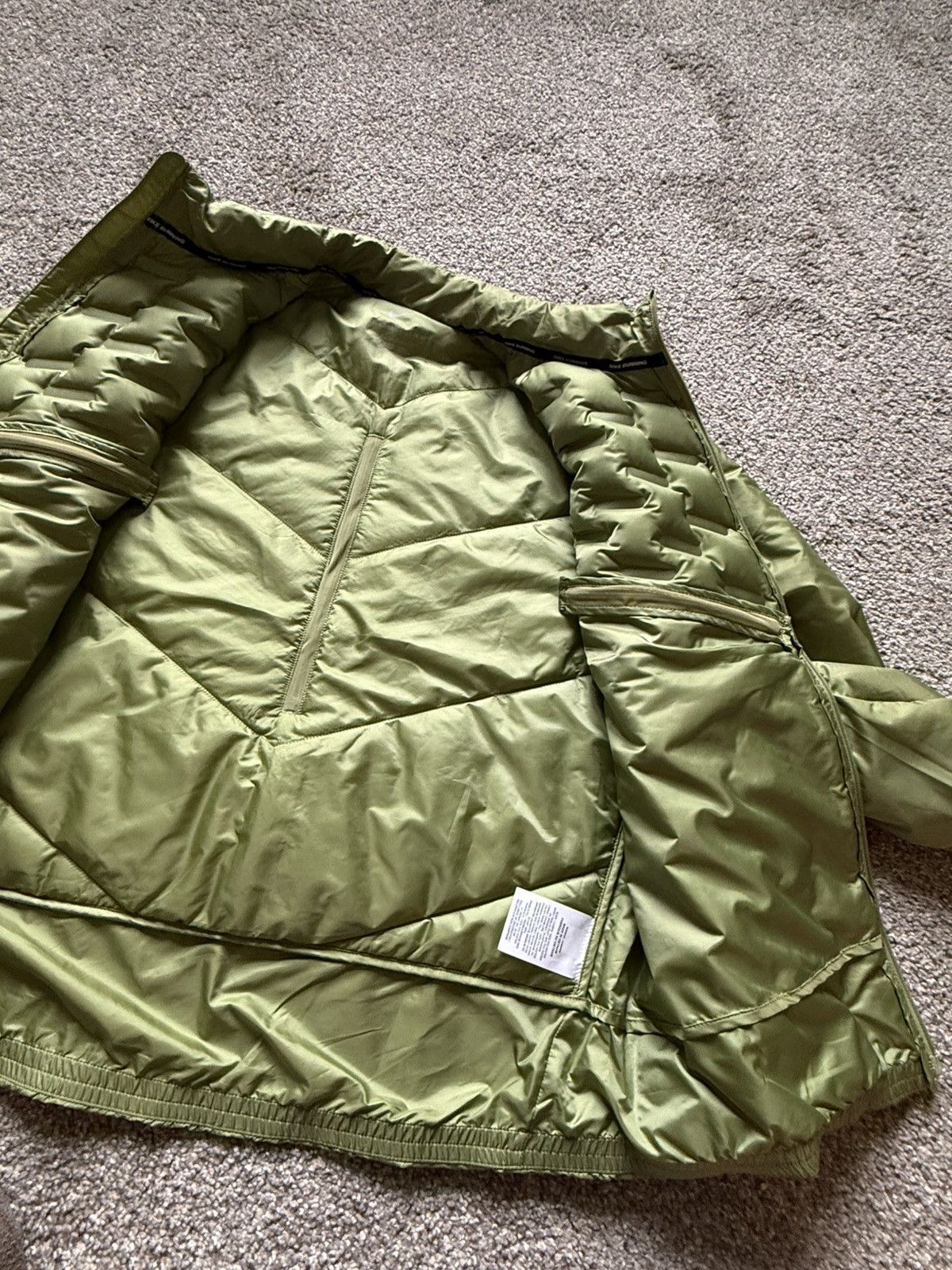 Nike Nike Therma-FIT ADV Running Jacket Down Lightweight Green Size US M / EU 48-50 / 2 - 8 Thumbnail