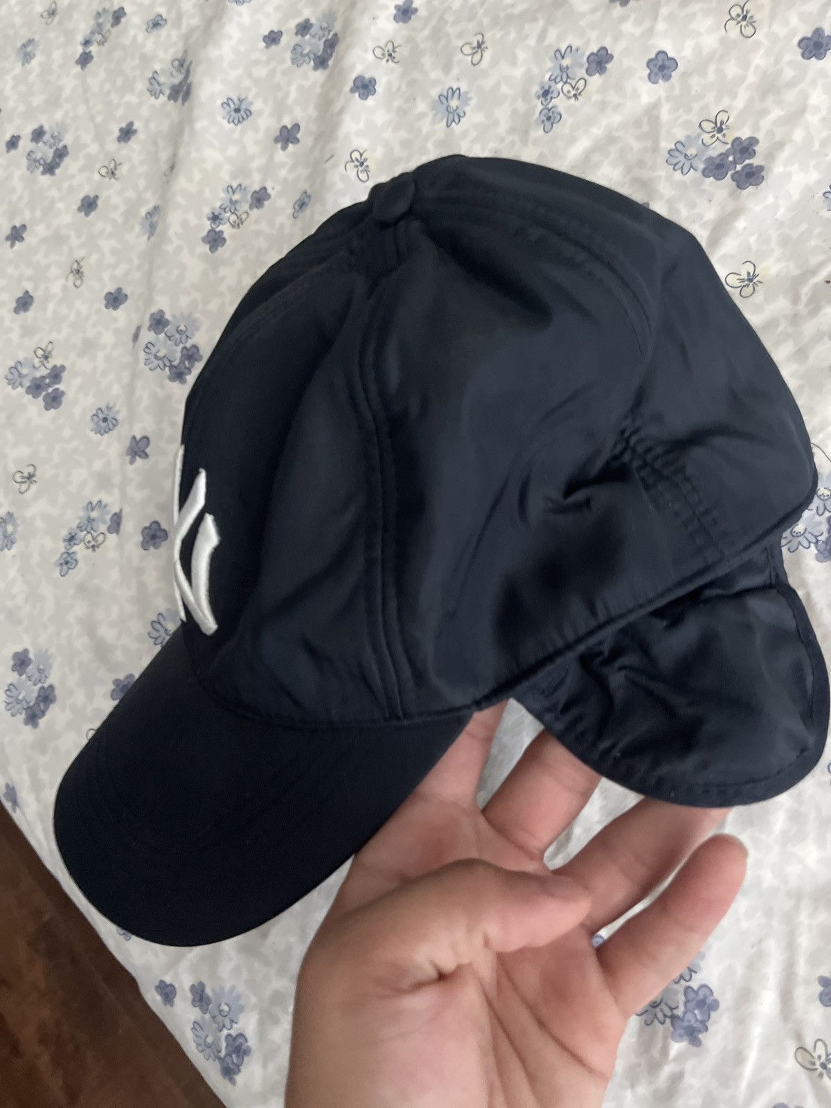 Other Yankees Hat - Navy/Ear-flaps Size ONE SIZE - 1 Thumbnail