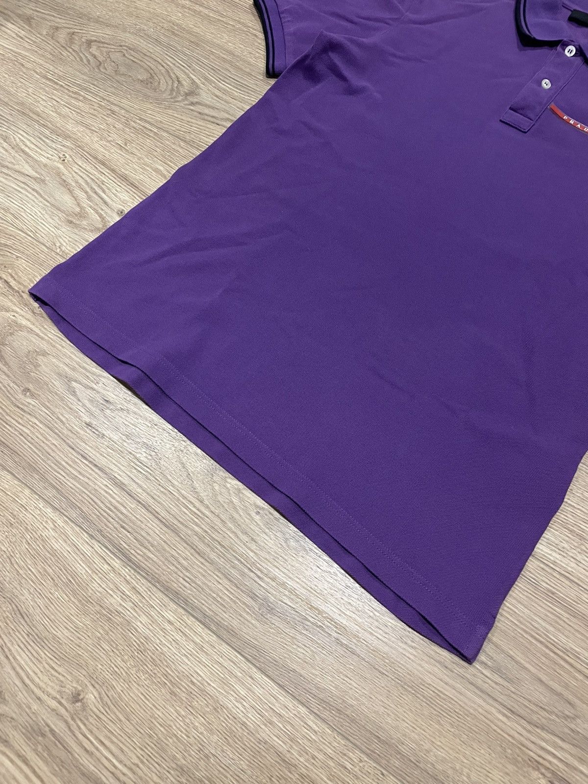 Prada Prada Rad Tab Logo Purple Polo Shirt Size US L / EU 52-54 / 3 - 4 Thumbnail