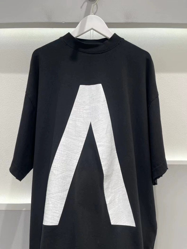 Balenciaga Balenciaga Archive Music Short Sleeve Size US M / EU 48-50 / 2 - 4 Thumbnail