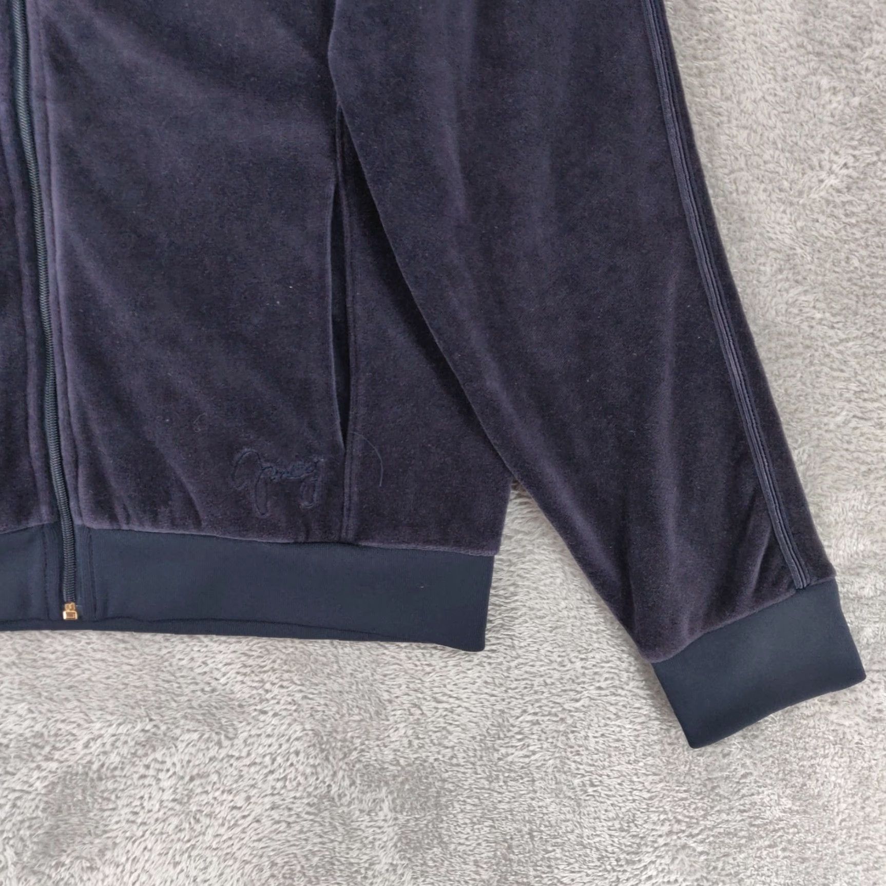 Juicy Couture VINTAGE Juicy Couture Velour Hoodie Jacket Womens L Blue Full Zip Rhinestones Size L / US 10 / IT 46 - 5 Thumbnail